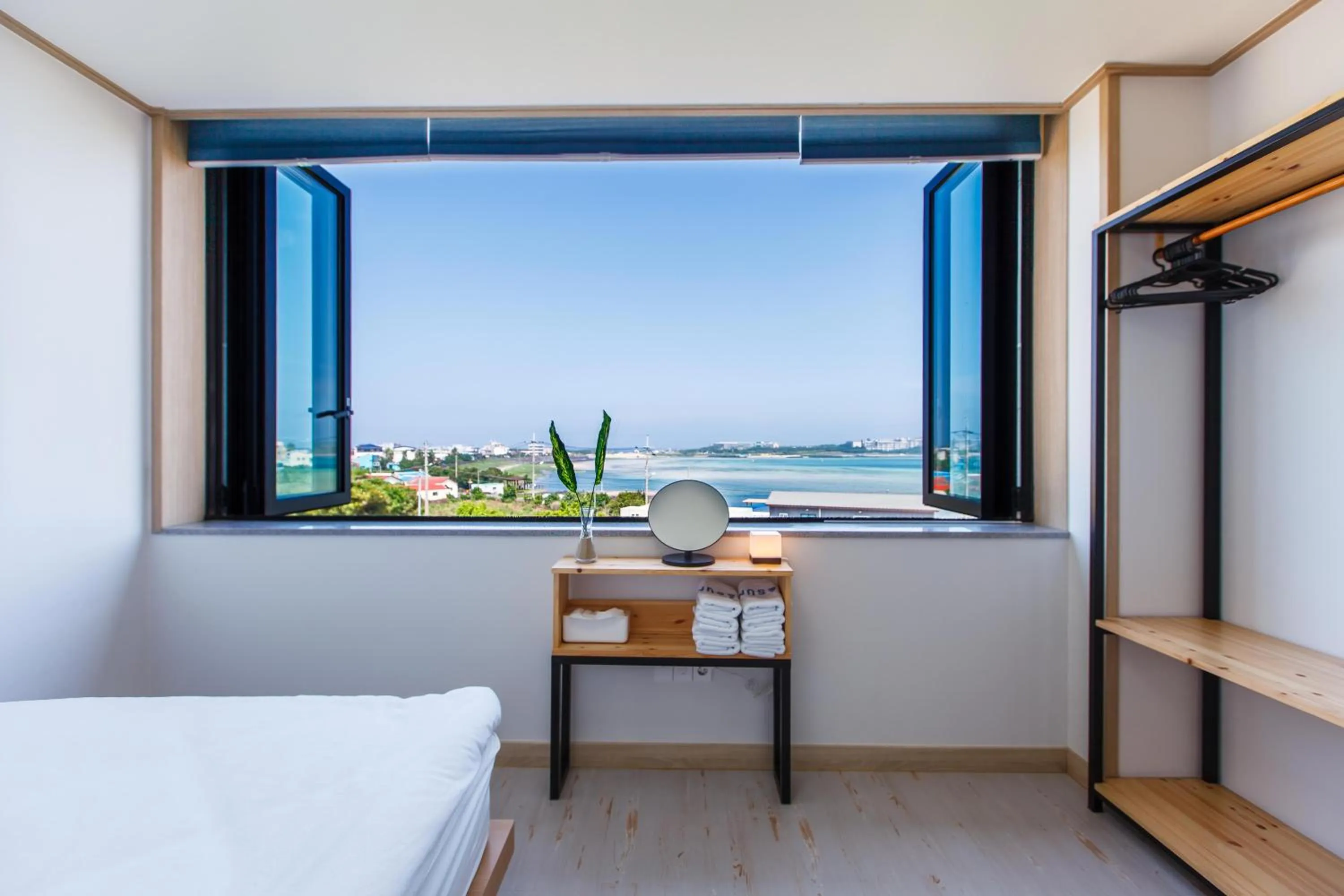 Bedroom, Bed in BnSun Pension