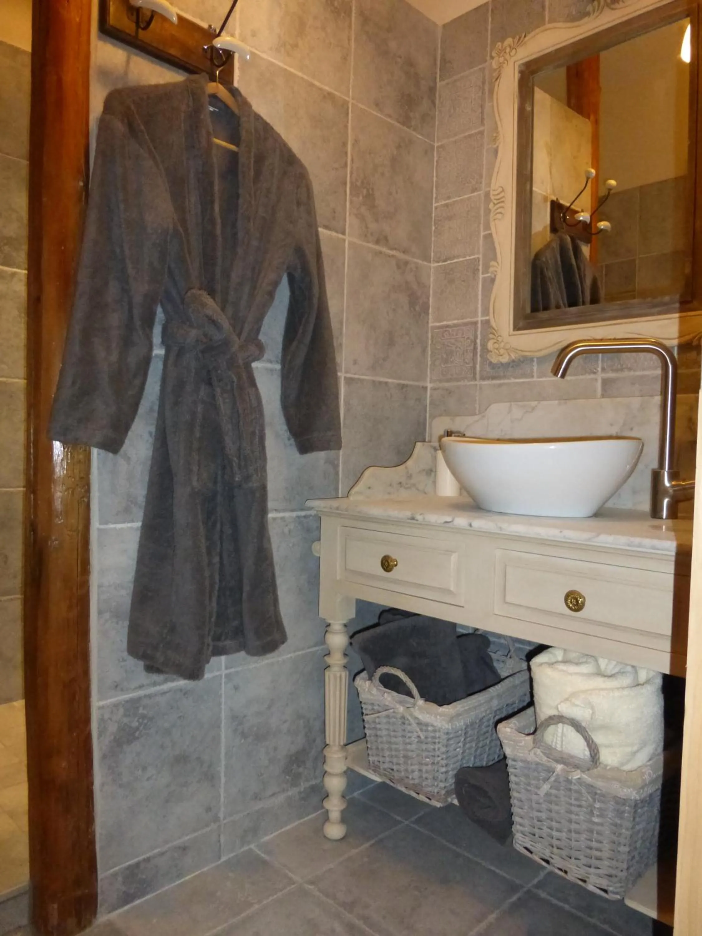 Bathroom in Chambres d'hôtes Béred Vuillemin