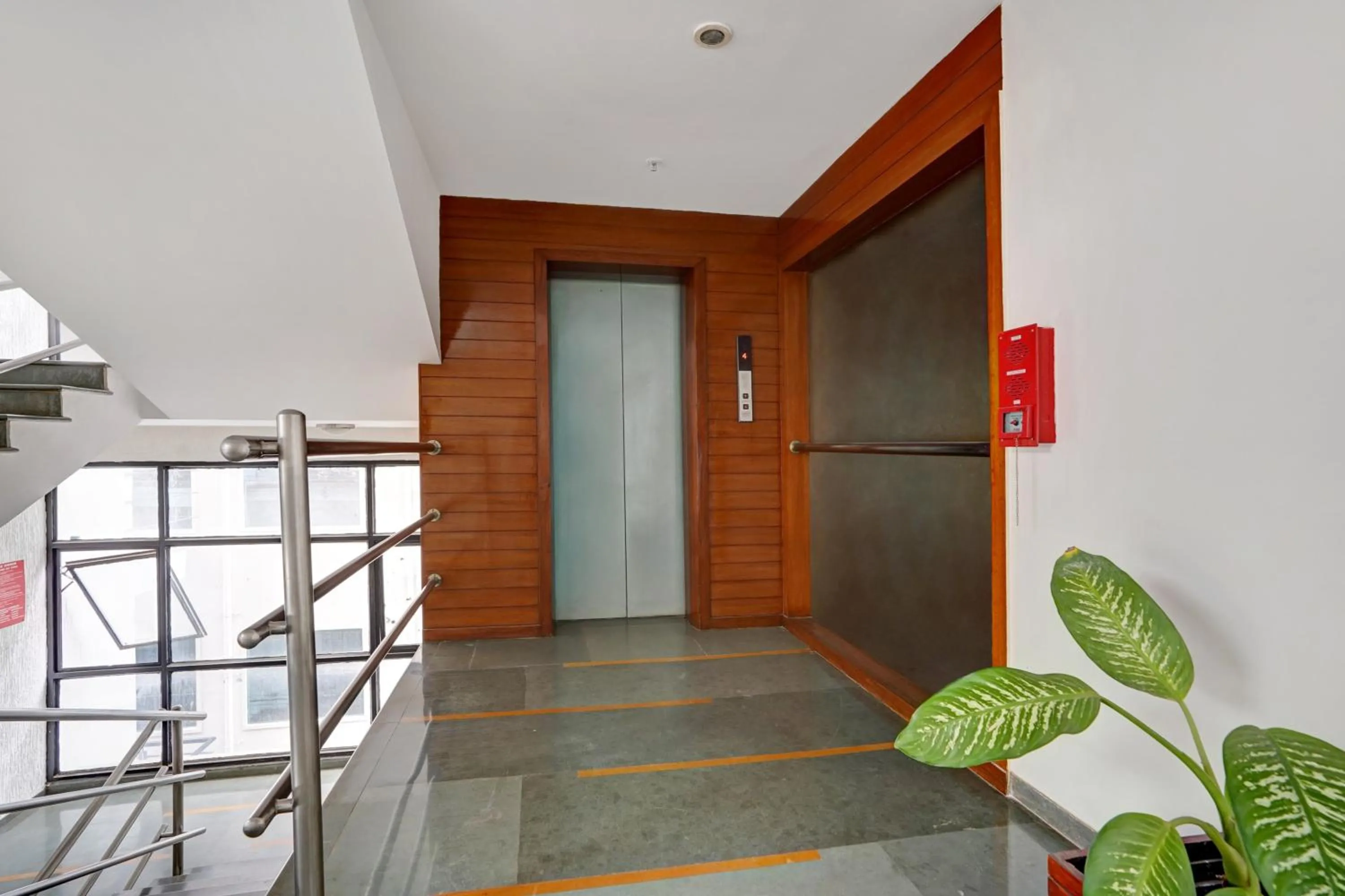 Lobby or reception in Astra Hotels & Suites - Marathalli