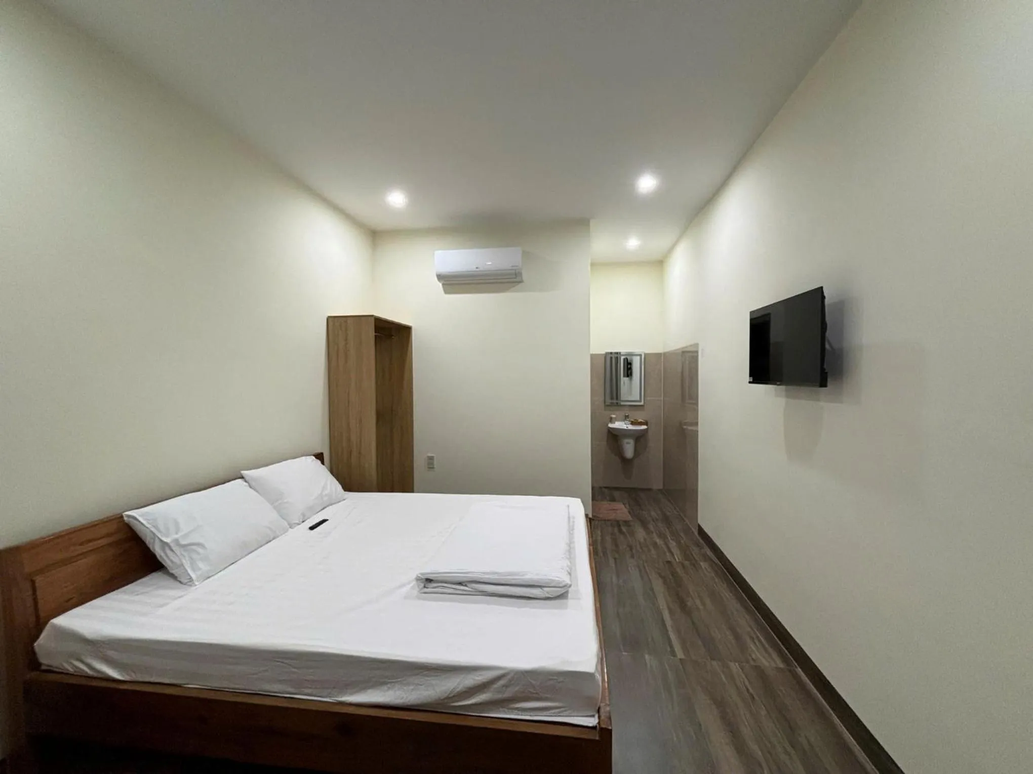 Bed in Hoàng Đô Hotel