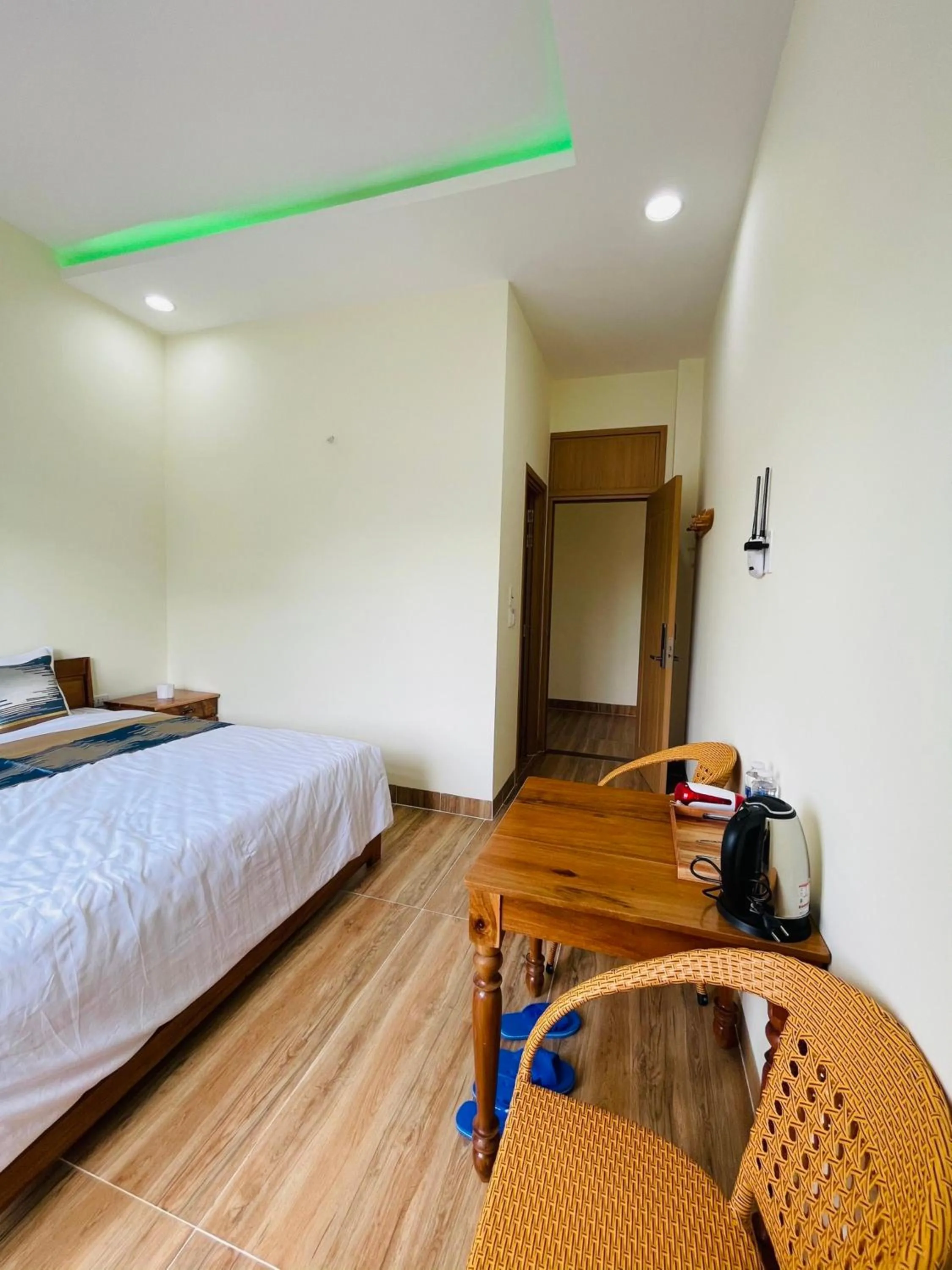 Photo of the whole room, Bed in Hoàng Đô Hotel