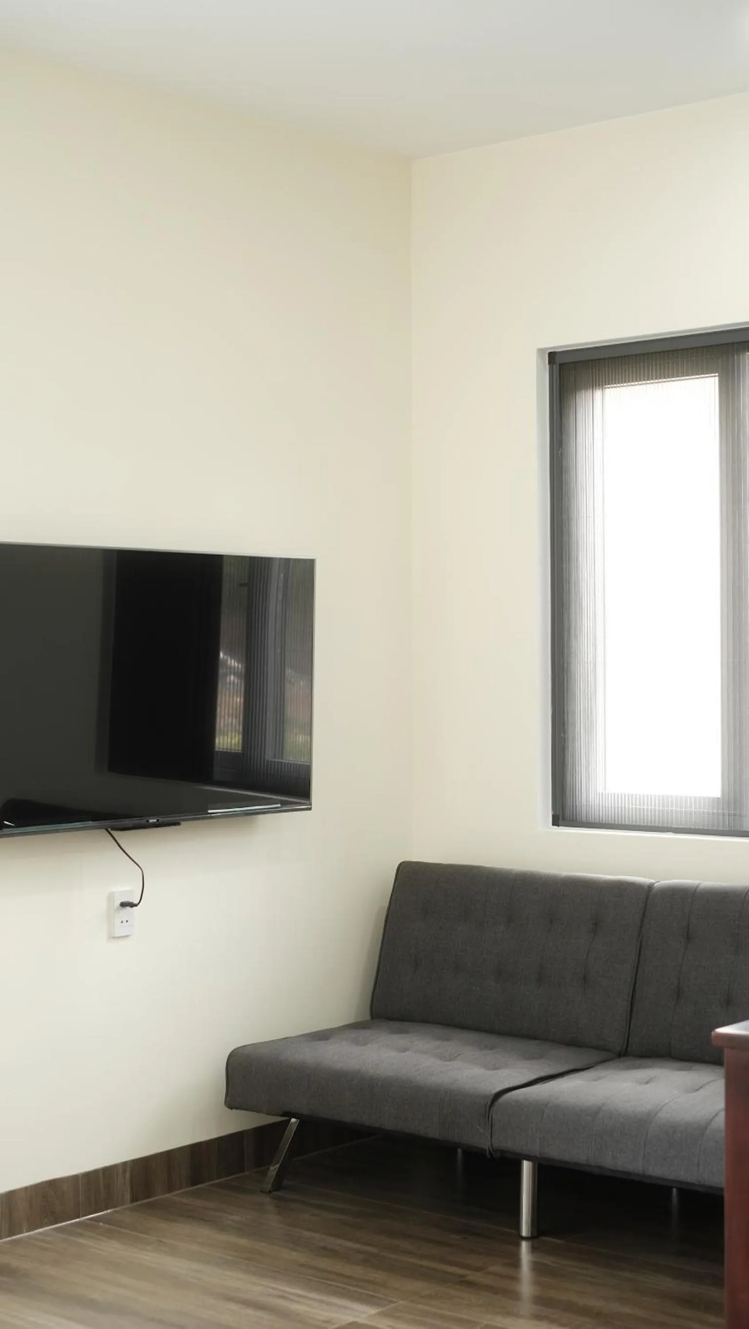 Seating area in Hoàng Đô Hotel