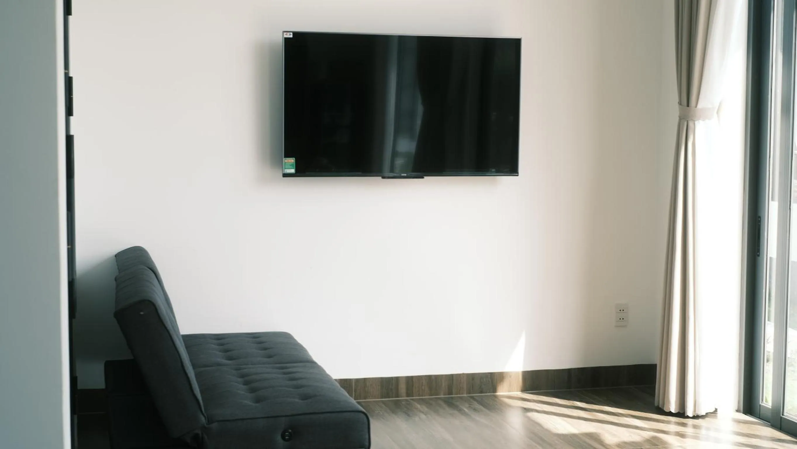 TV and multimedia in Hoàng Đô Hotel