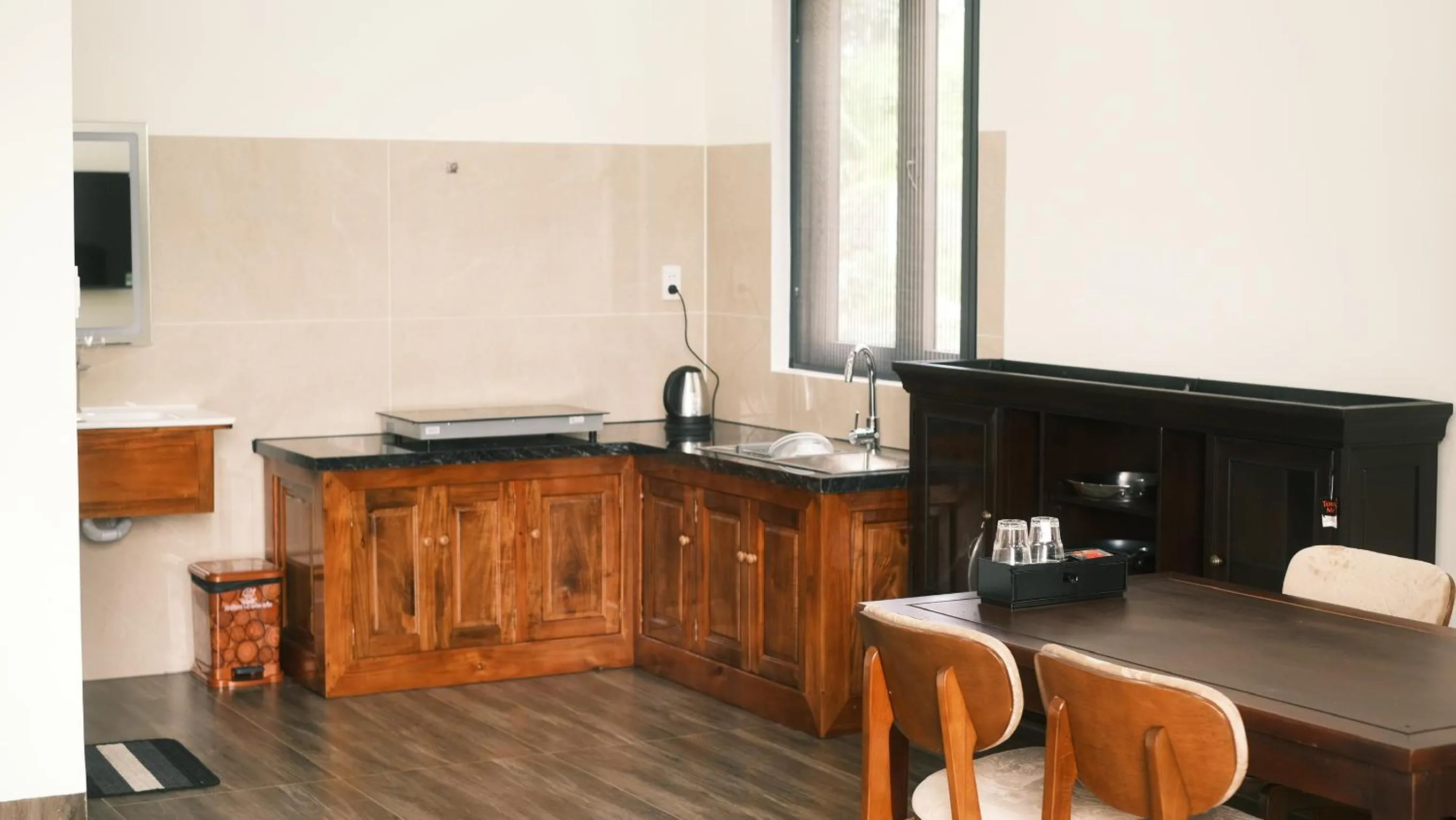 Kitchen or kitchenette in Hoàng Đô Hotel