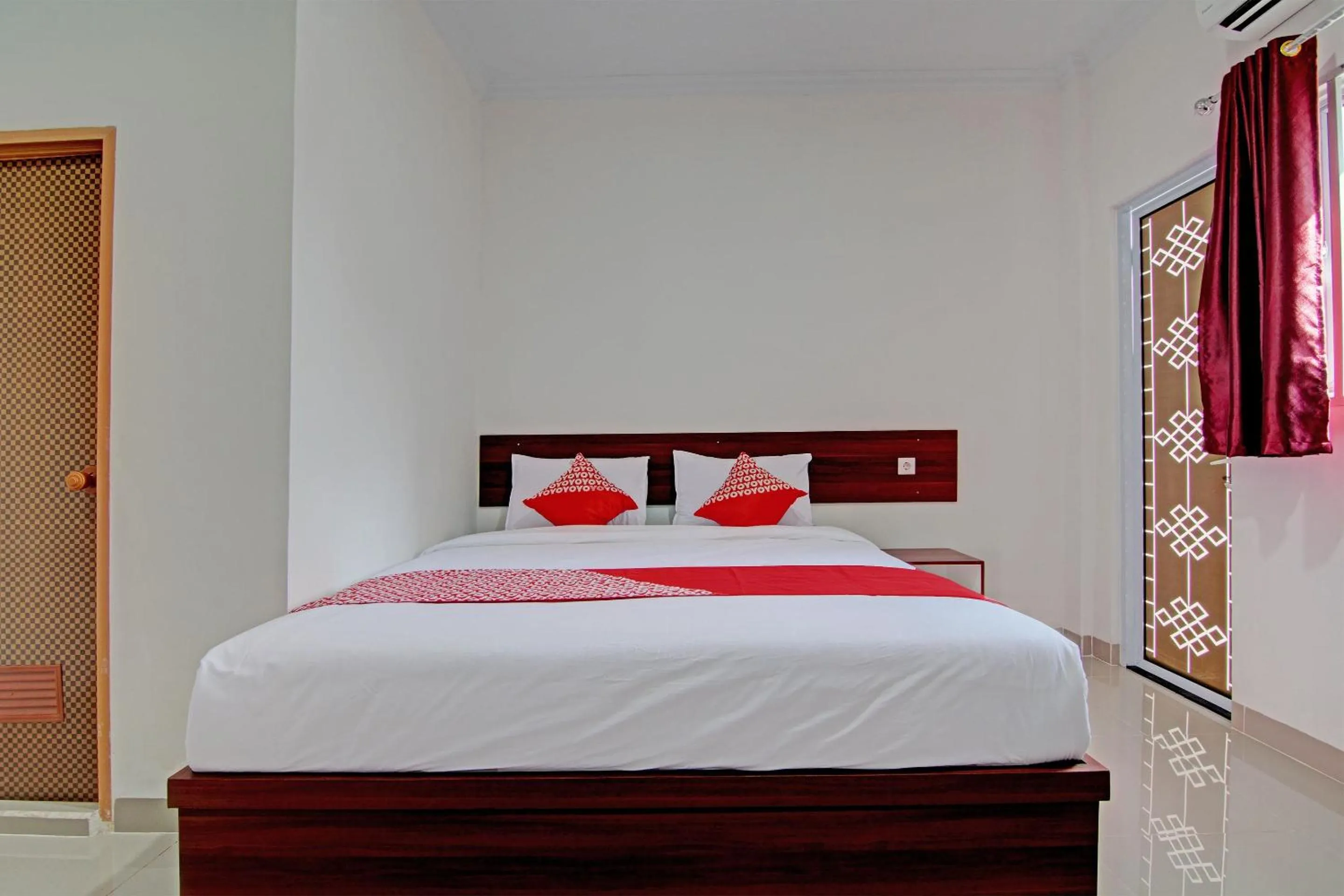 Bedroom in Hotel O Penginapan Sarinah SyariahNearRM Beringin Indah