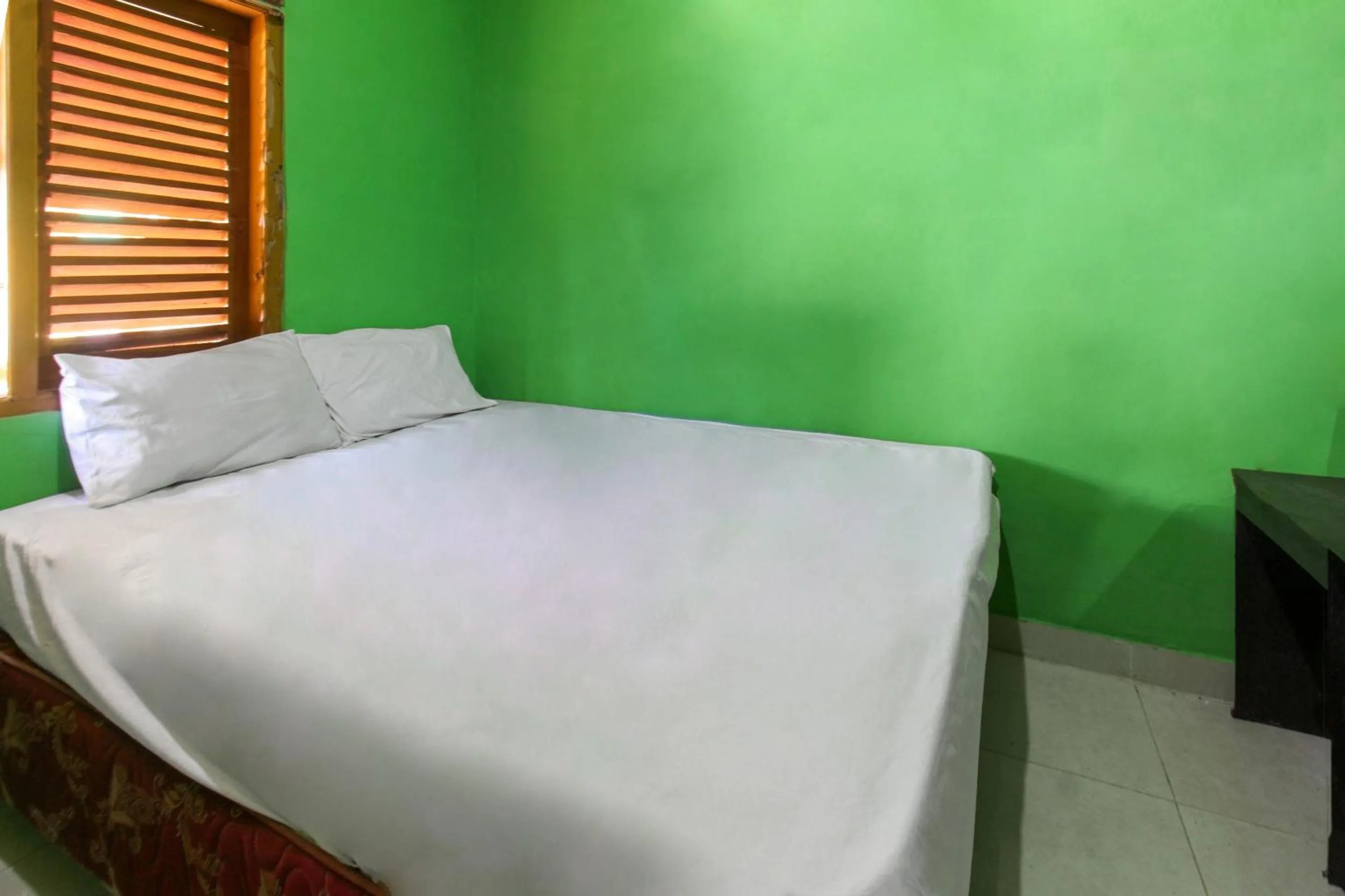 Bedroom in Hotel O Jayanni