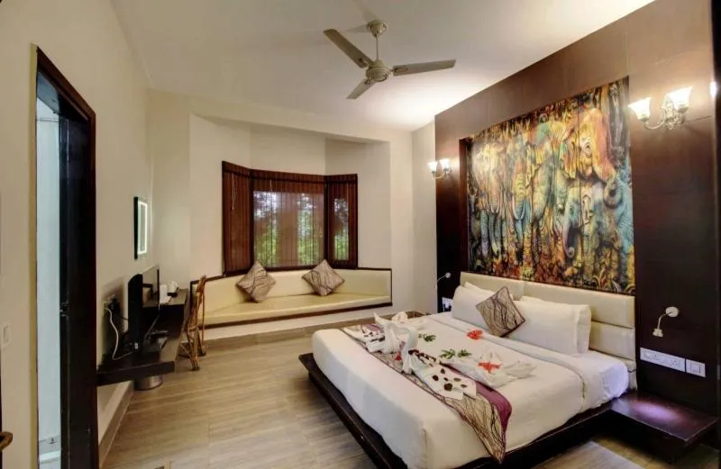 Bedroom, Bed in Corbett Tusker Trail