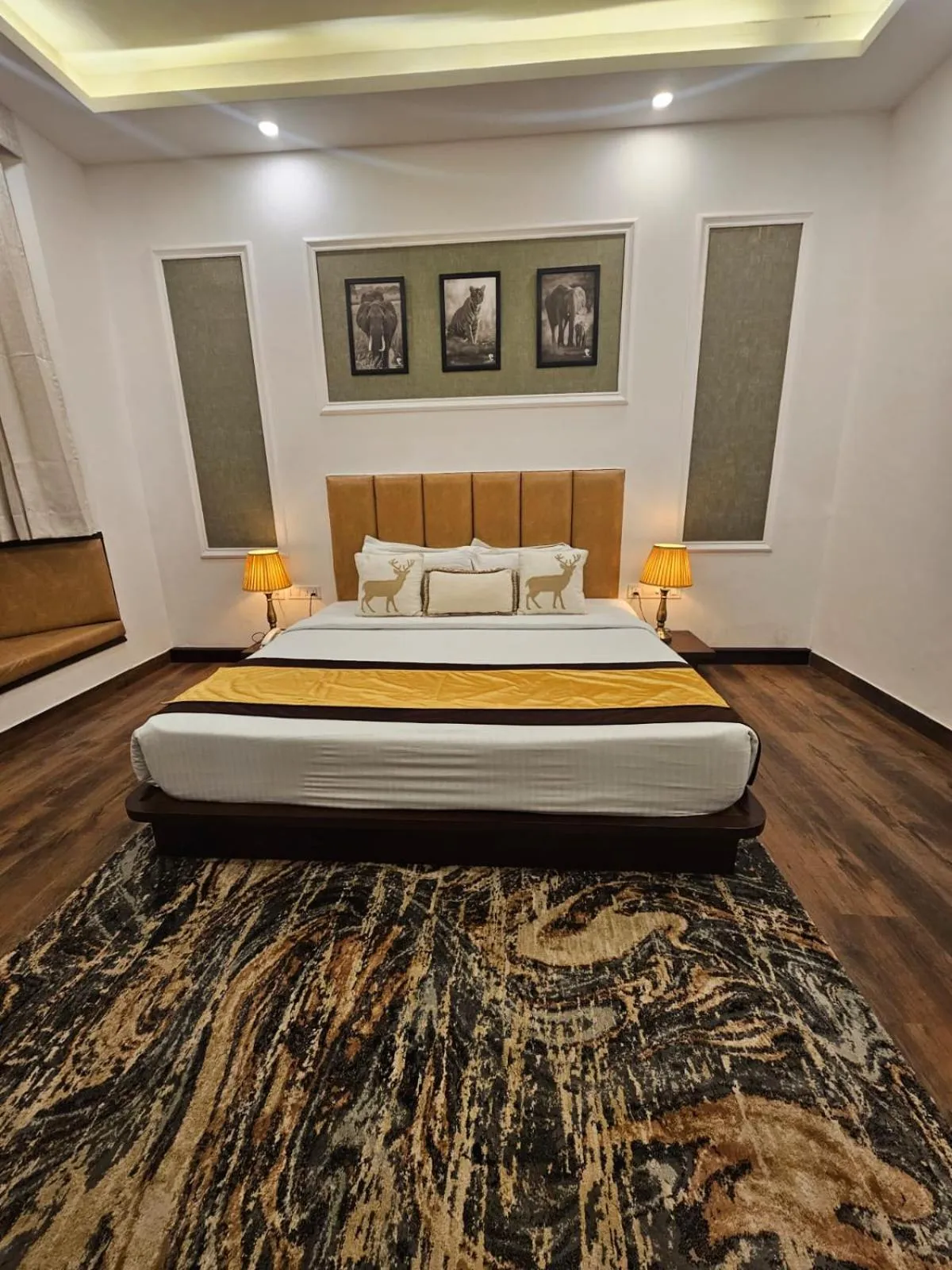 Bedroom, Bed in Corbett Tusker Trail