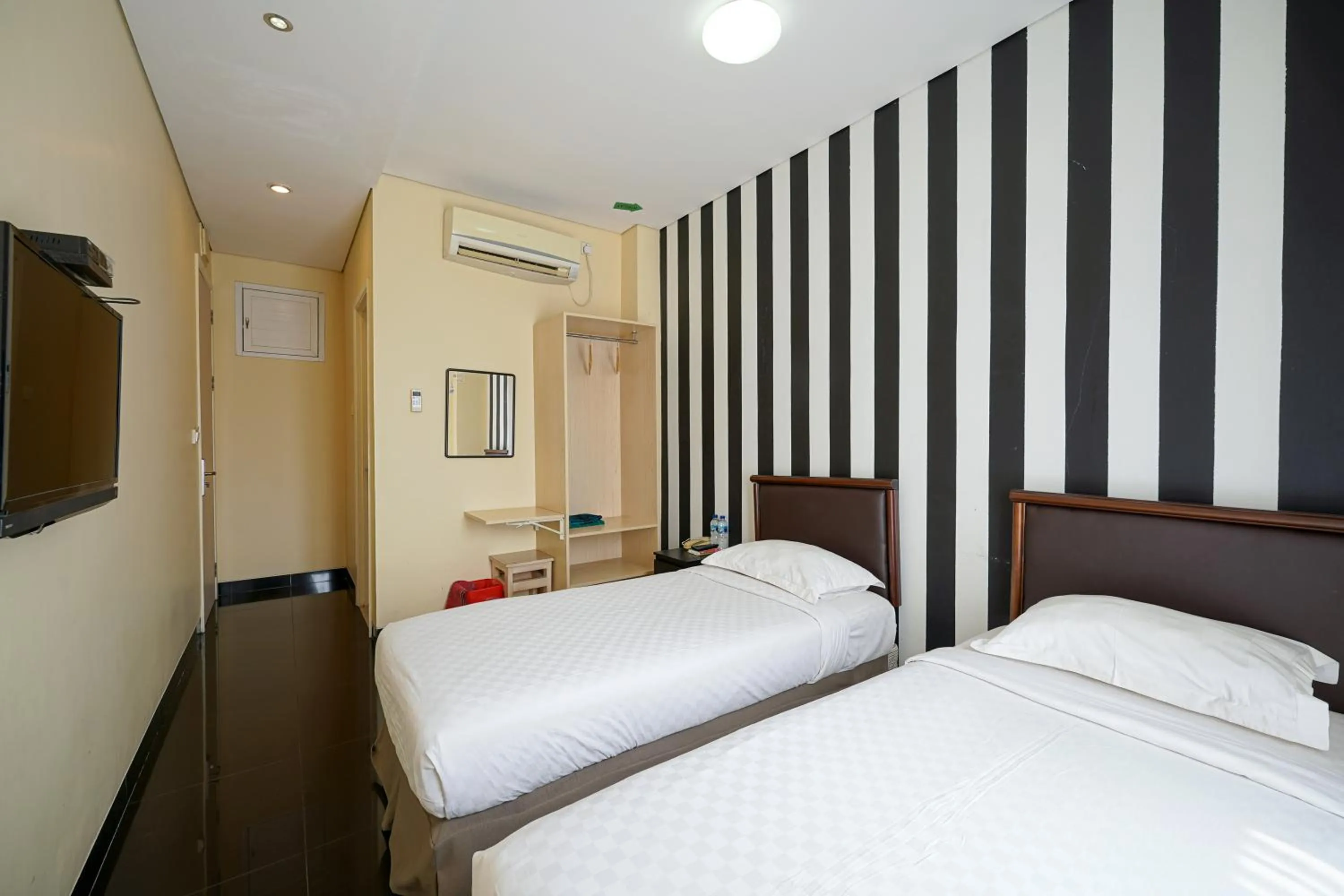 TV and multimedia, Bed in Multi 88 Syariah