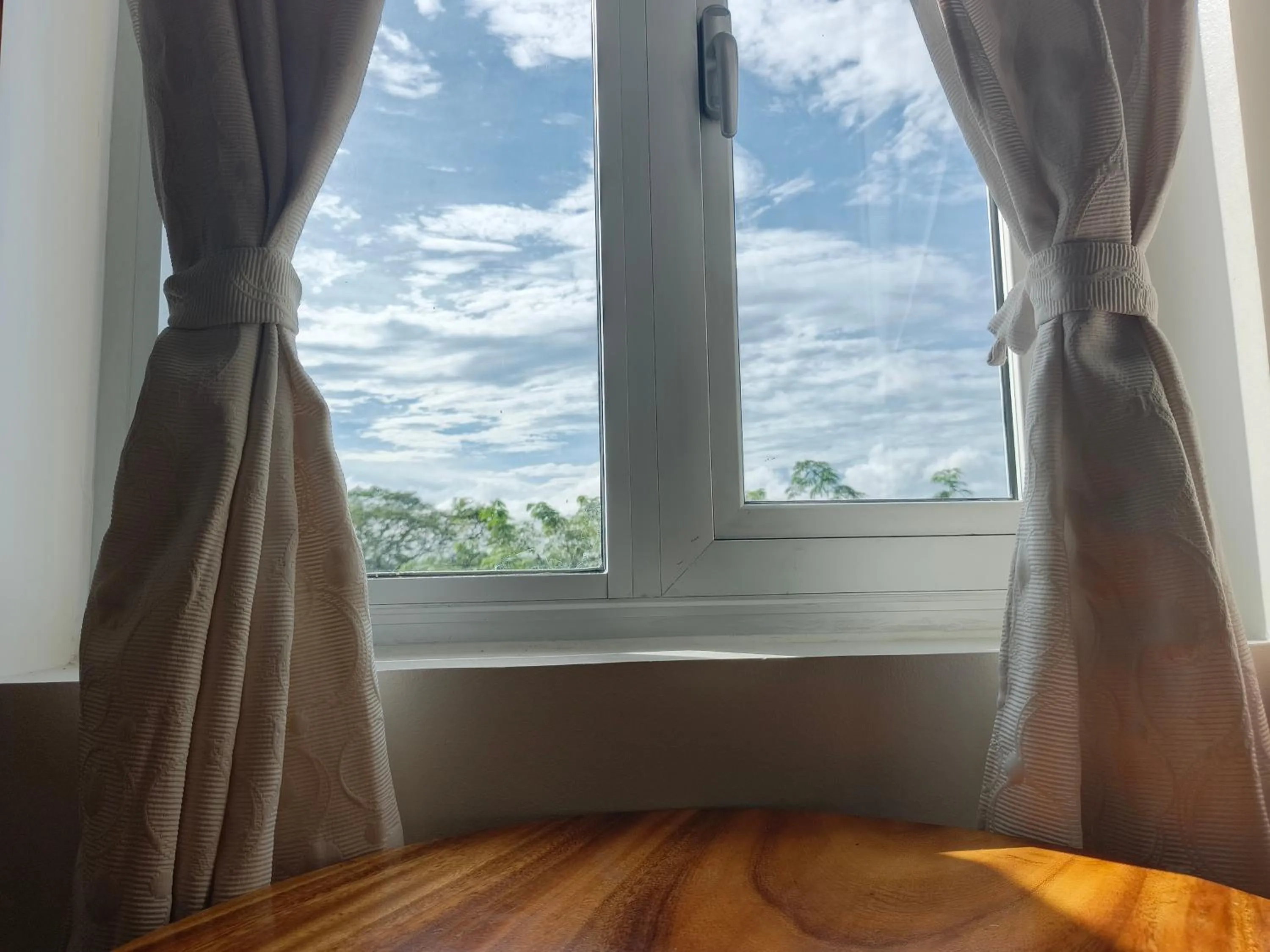 Happy Stays B - End Unit Greenery View at SMDC Hope Residences