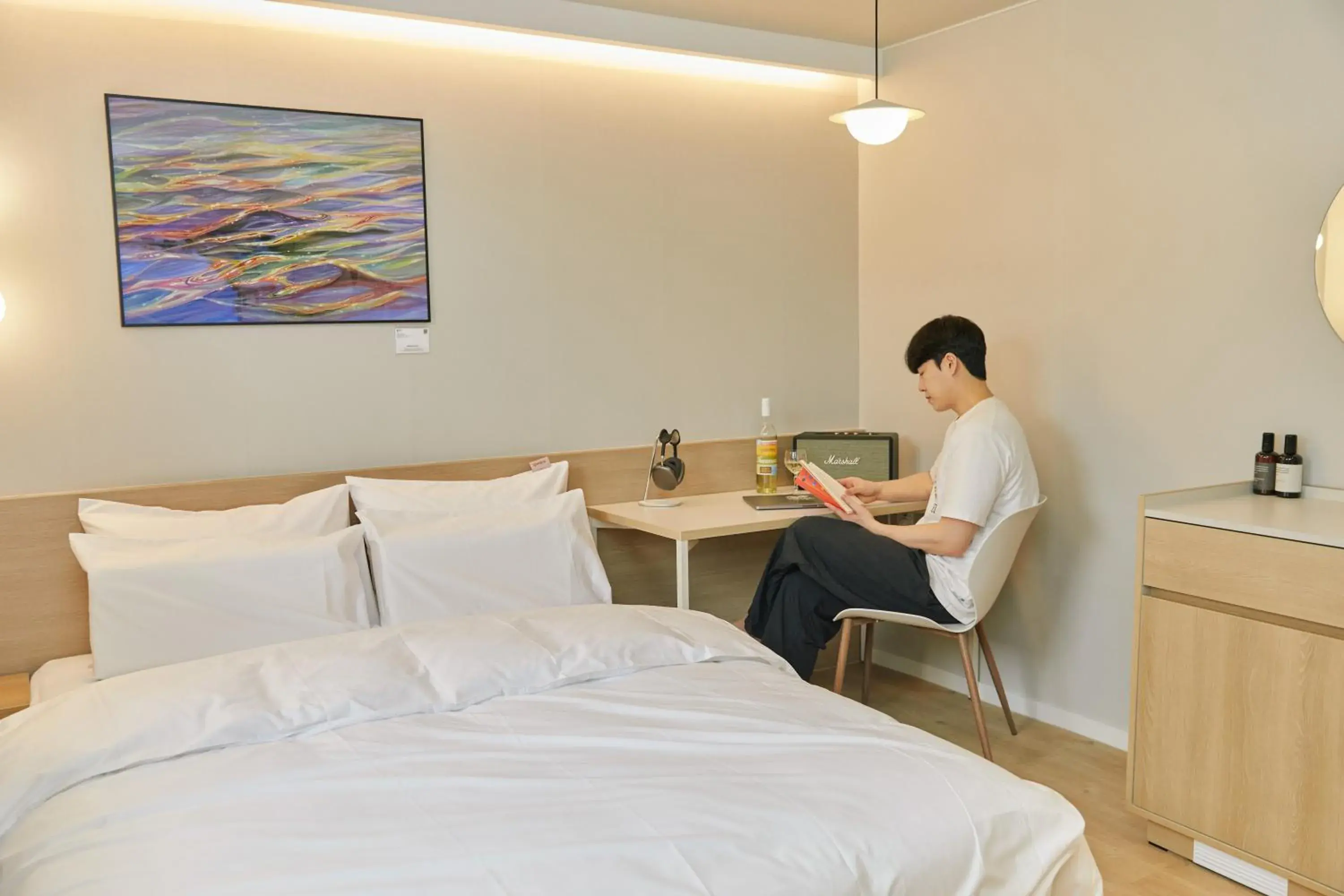Standard Double Room with Speaker in Anook Hotel Incheon Songdo Standard Double Room with Speaker in Anook Hotel Incheon Songdo