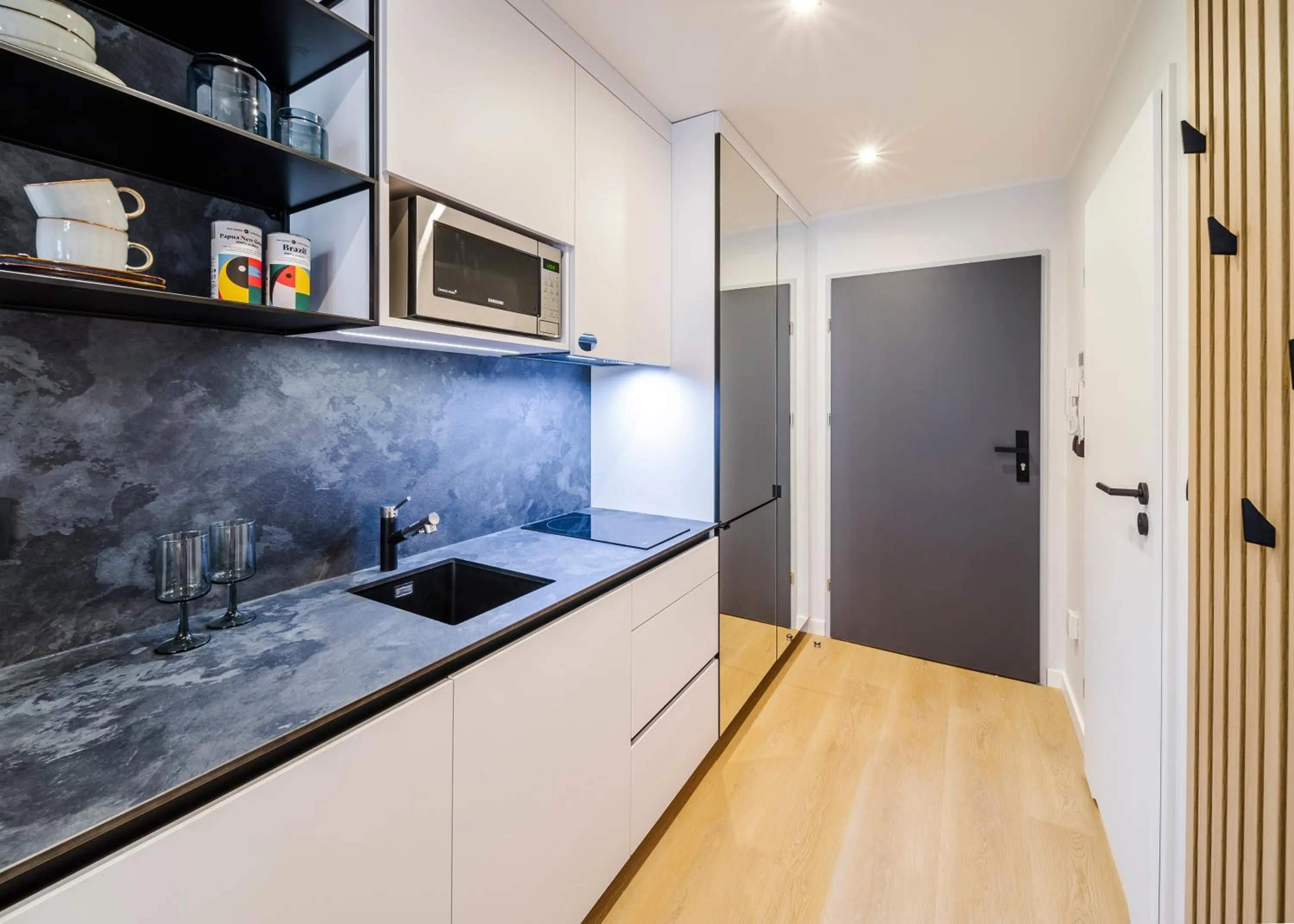 Kitchen or kitchenette in Aparthotel City Break Plac Wolności 6