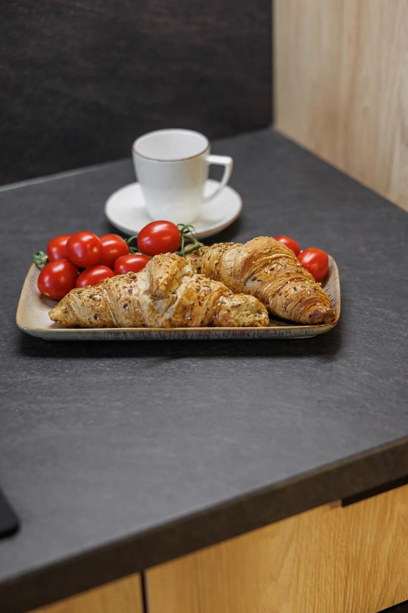 Breakfast in Aparthotel City Break Plac Wolności 6