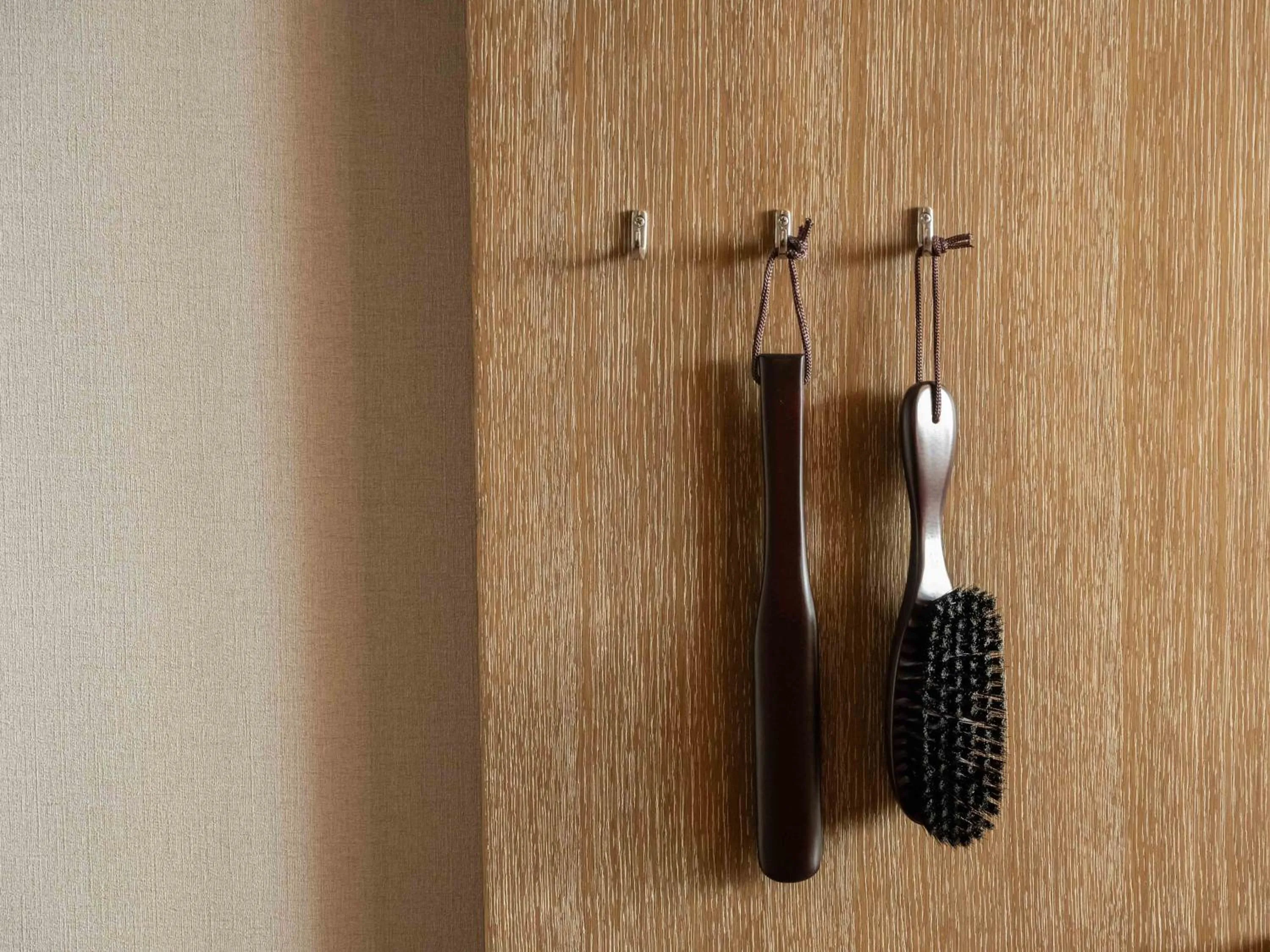 room service in insomnia KYOTO OIKE