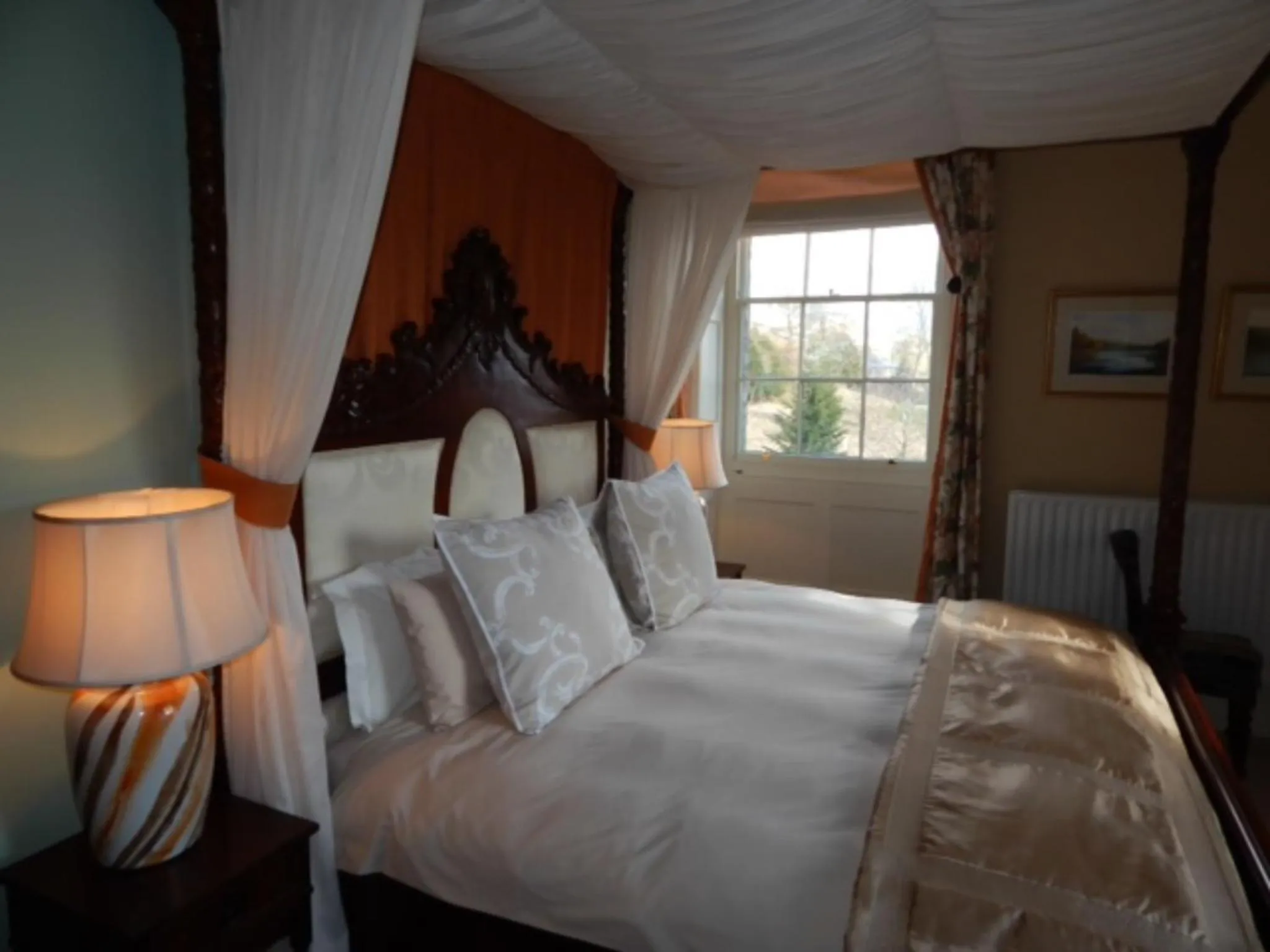 Bed in Westgate Manor