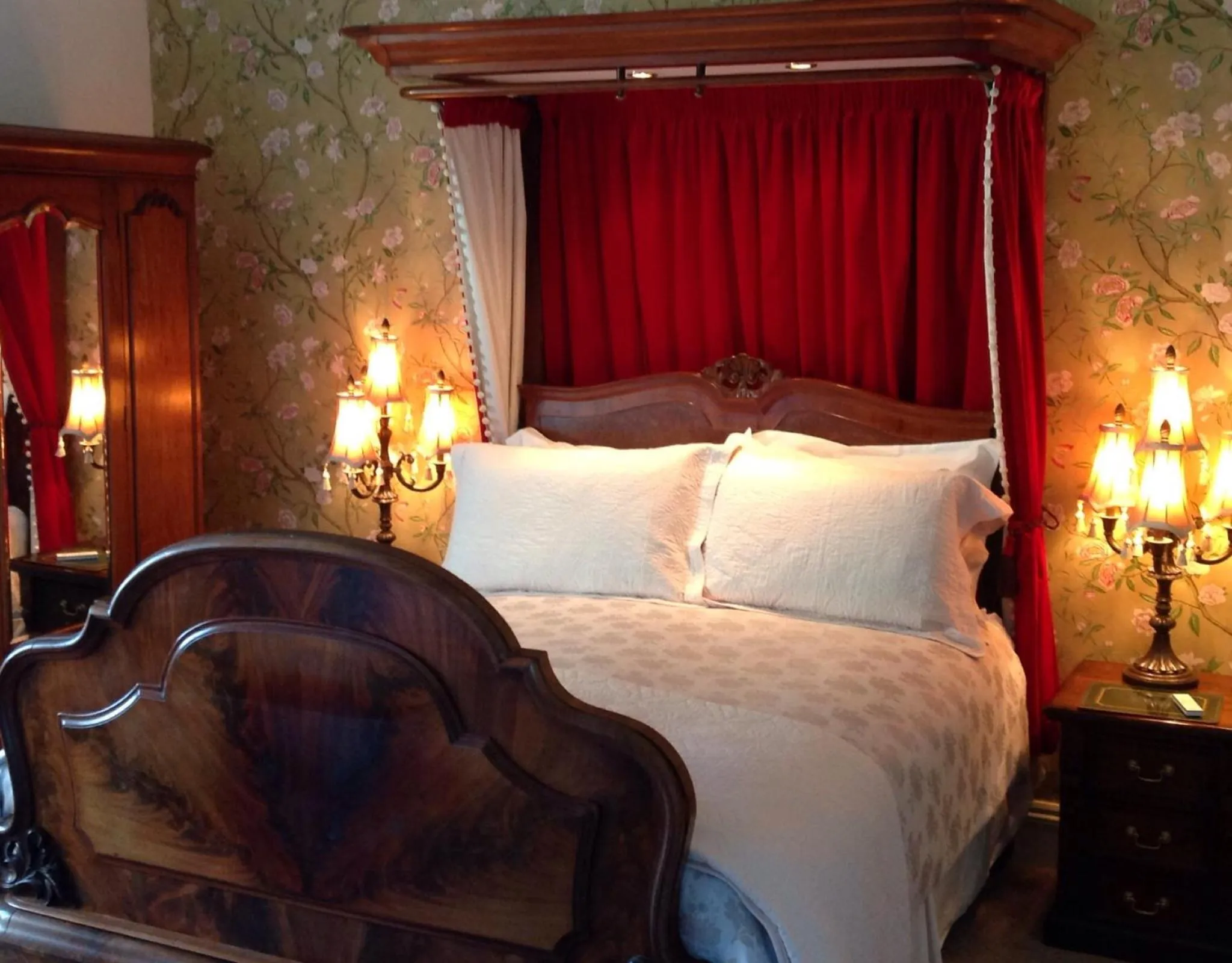 Bed in Westgate Manor