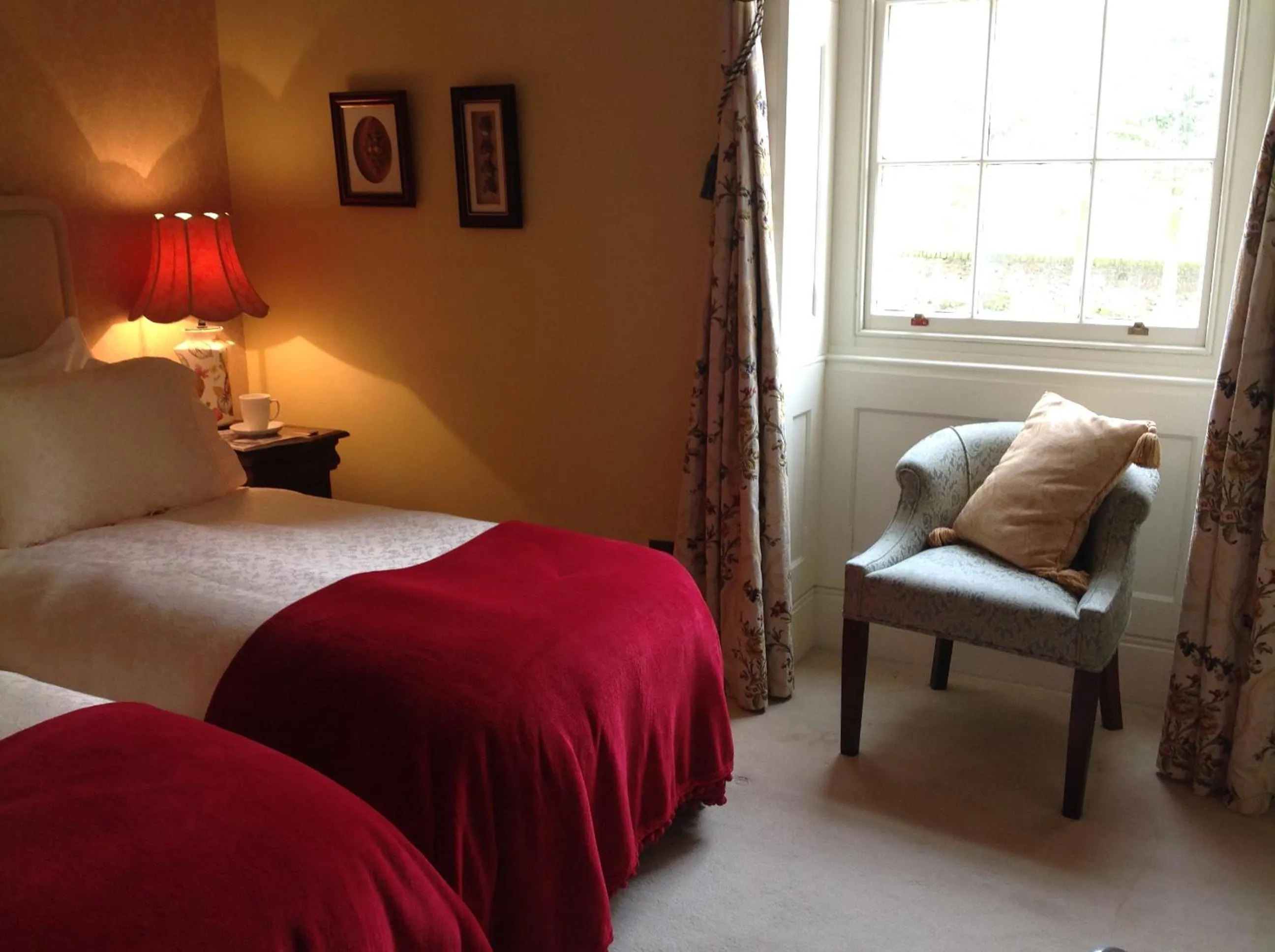 Photo of the whole room, Bed in Westgate Manor