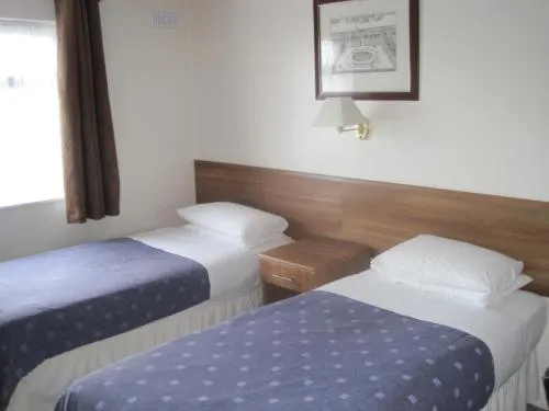 Bed in Warwick Lodge