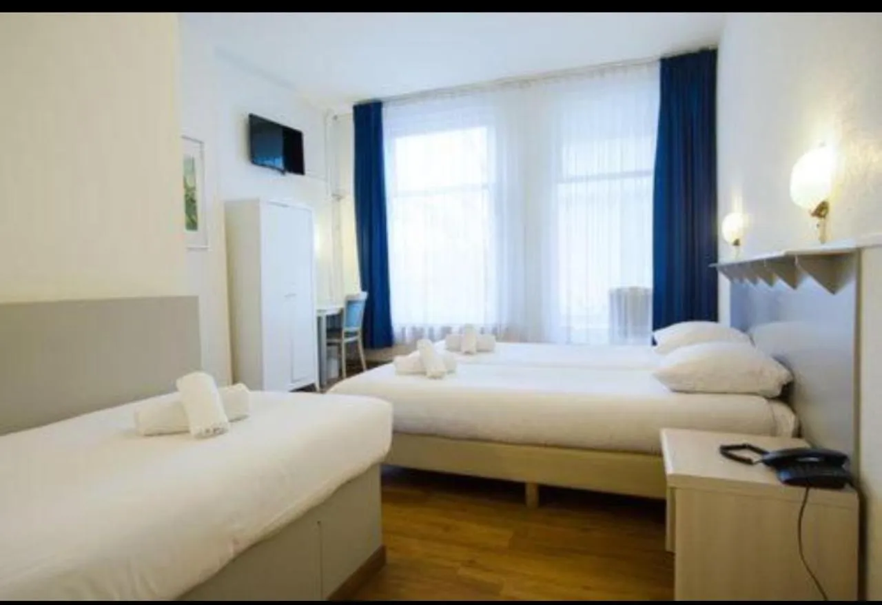 Bed in Hotel Titus City Centre