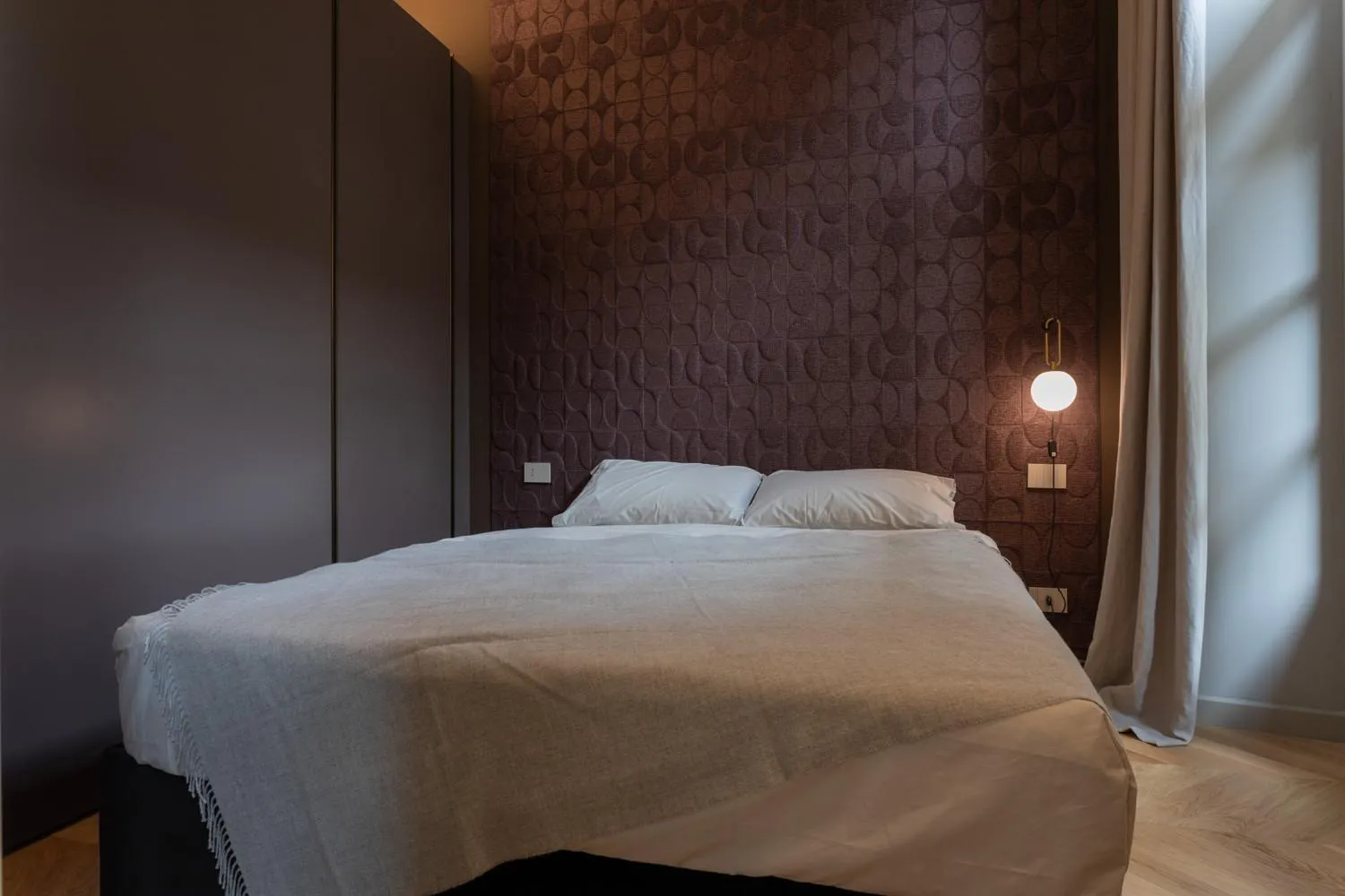 Bed in Lagrange Design Apartments by Wonderful Italy