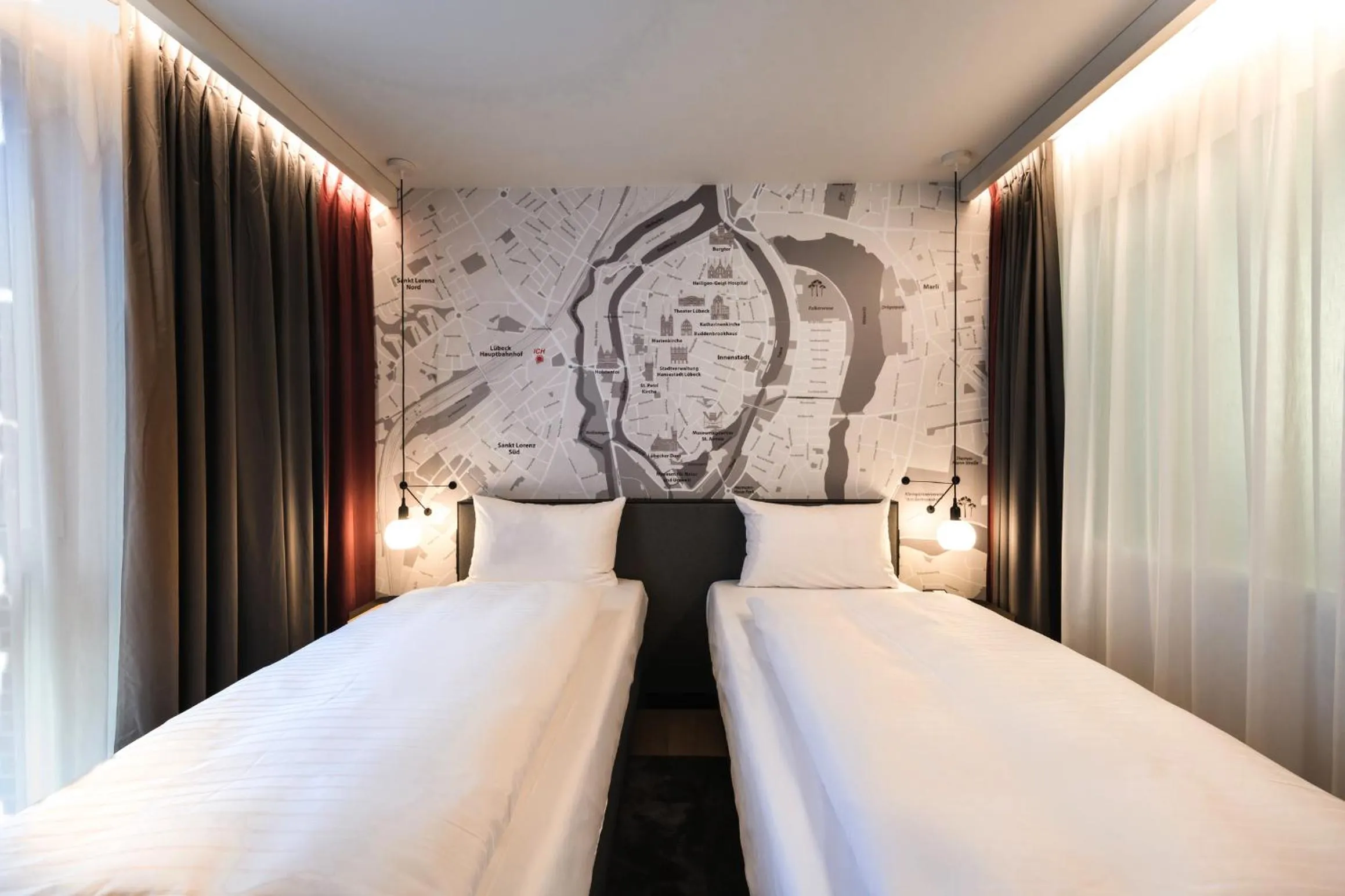 Bed in IntercityHotel Lübeck