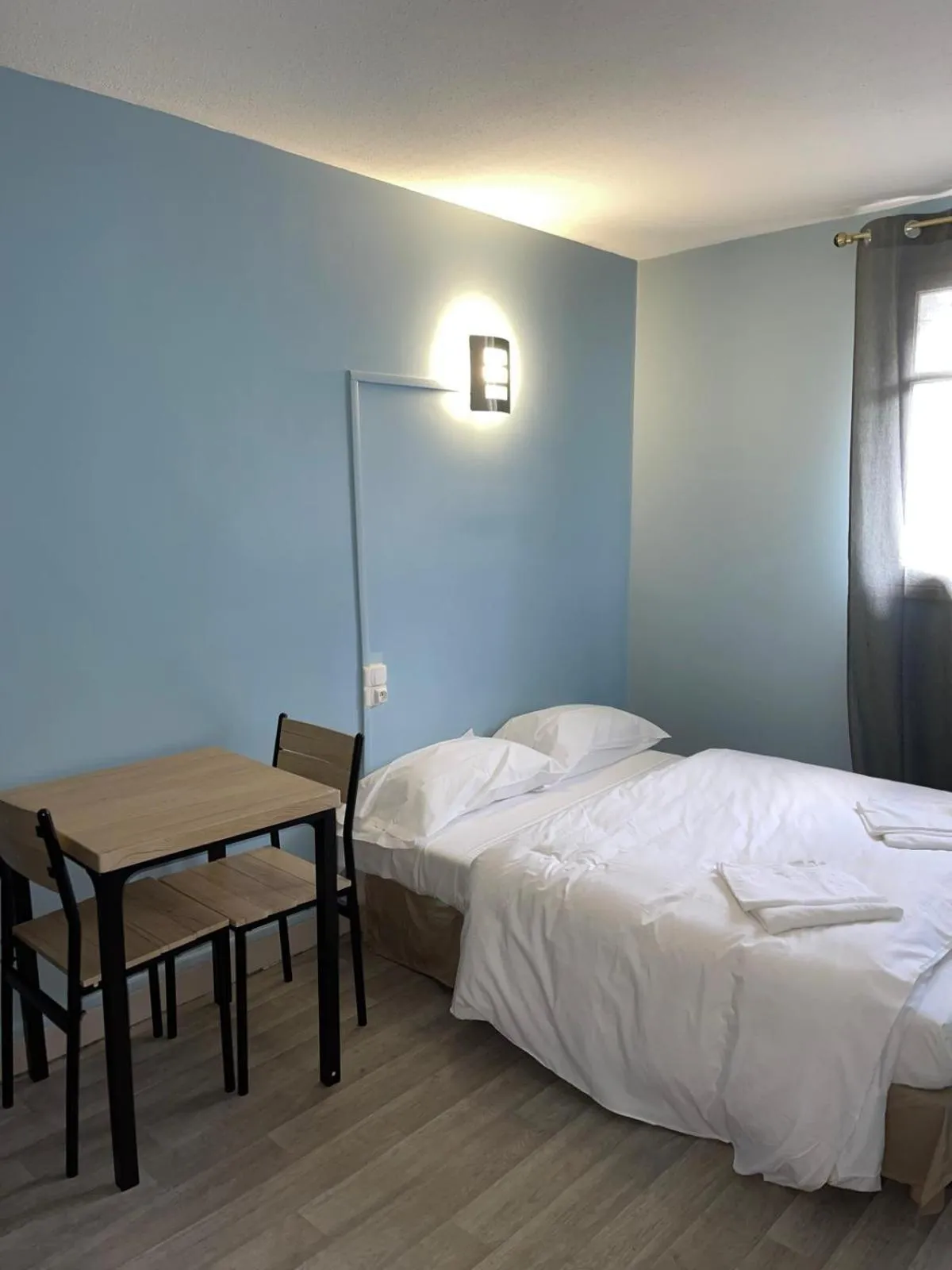 Photo of the whole room in Résidences saint pierre