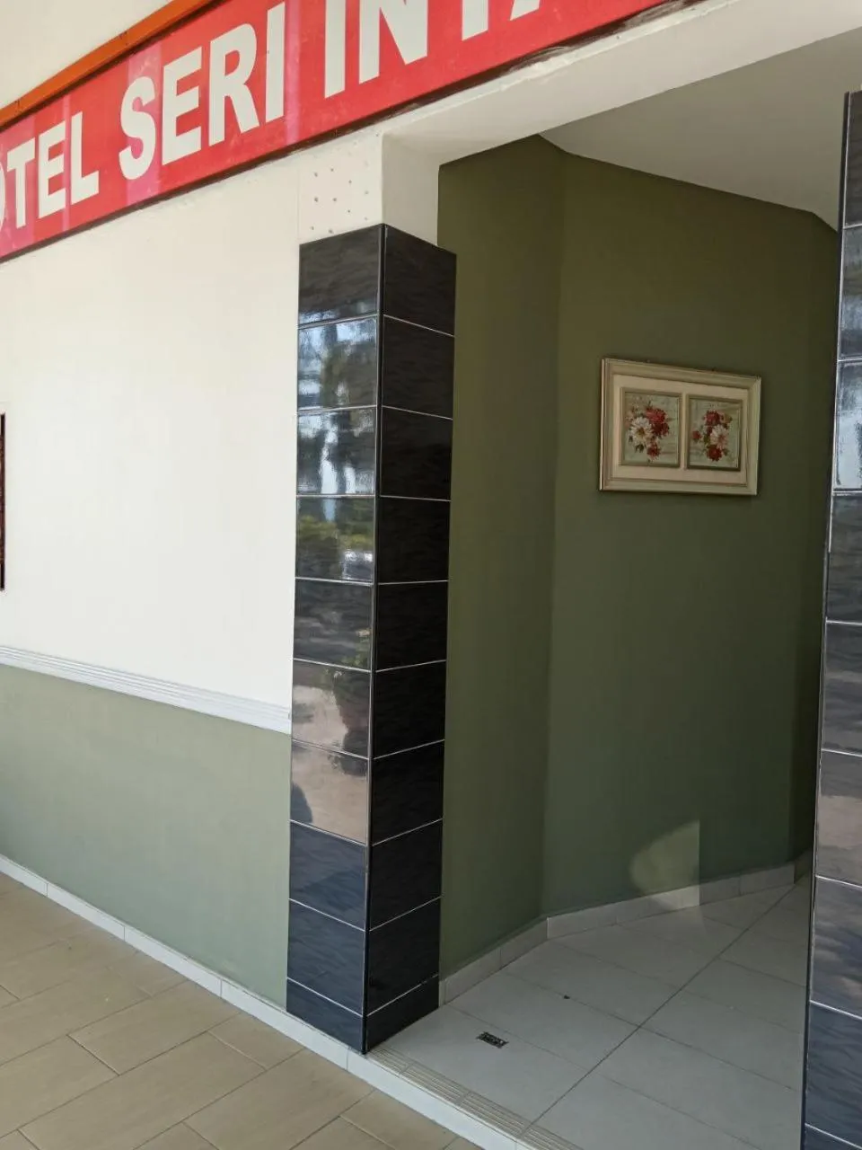 Property building in Hotel Seri Intan Tampin