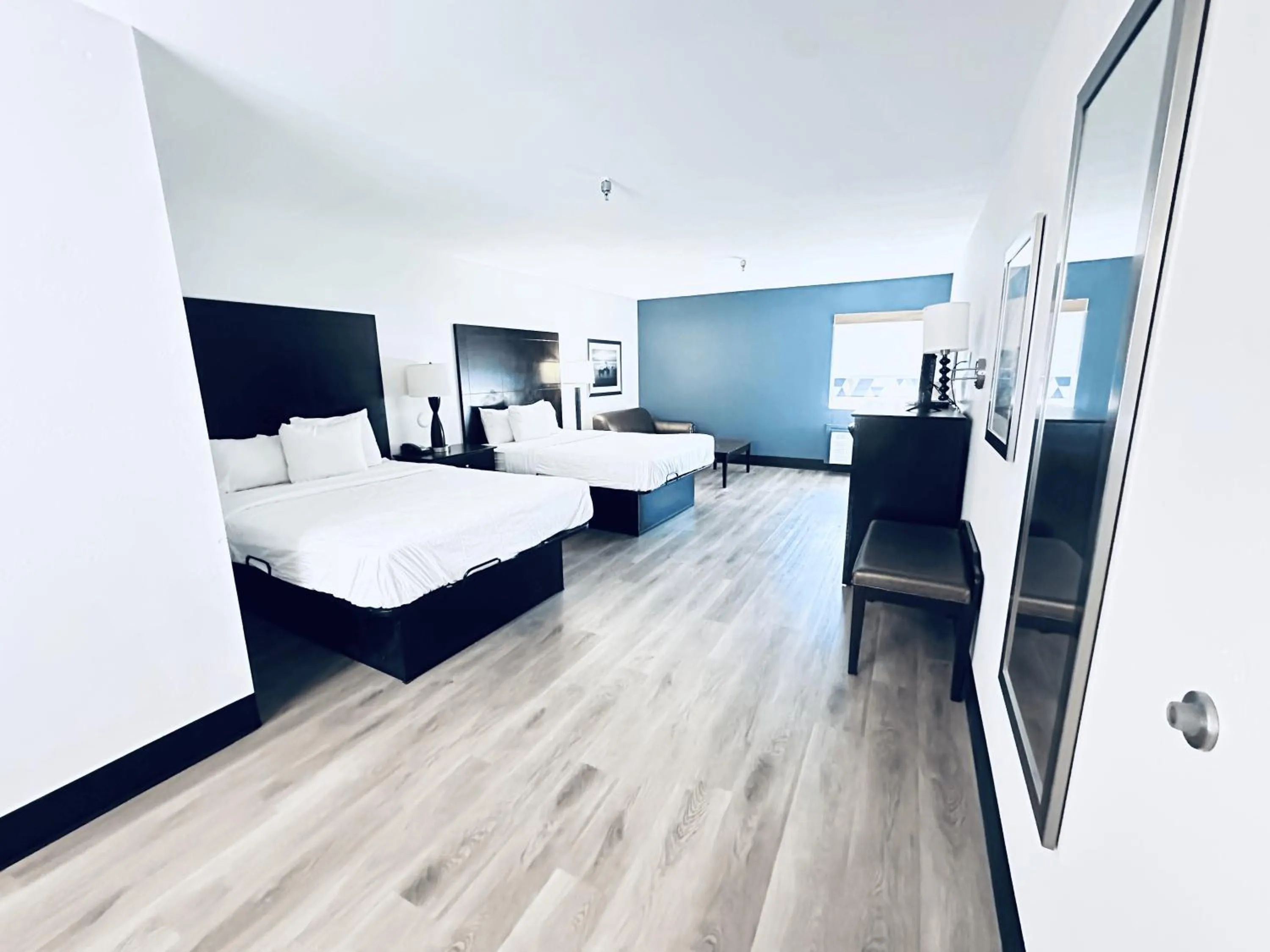 Bedroom, Bed in Baymont by Wyndham Ardmore I-35