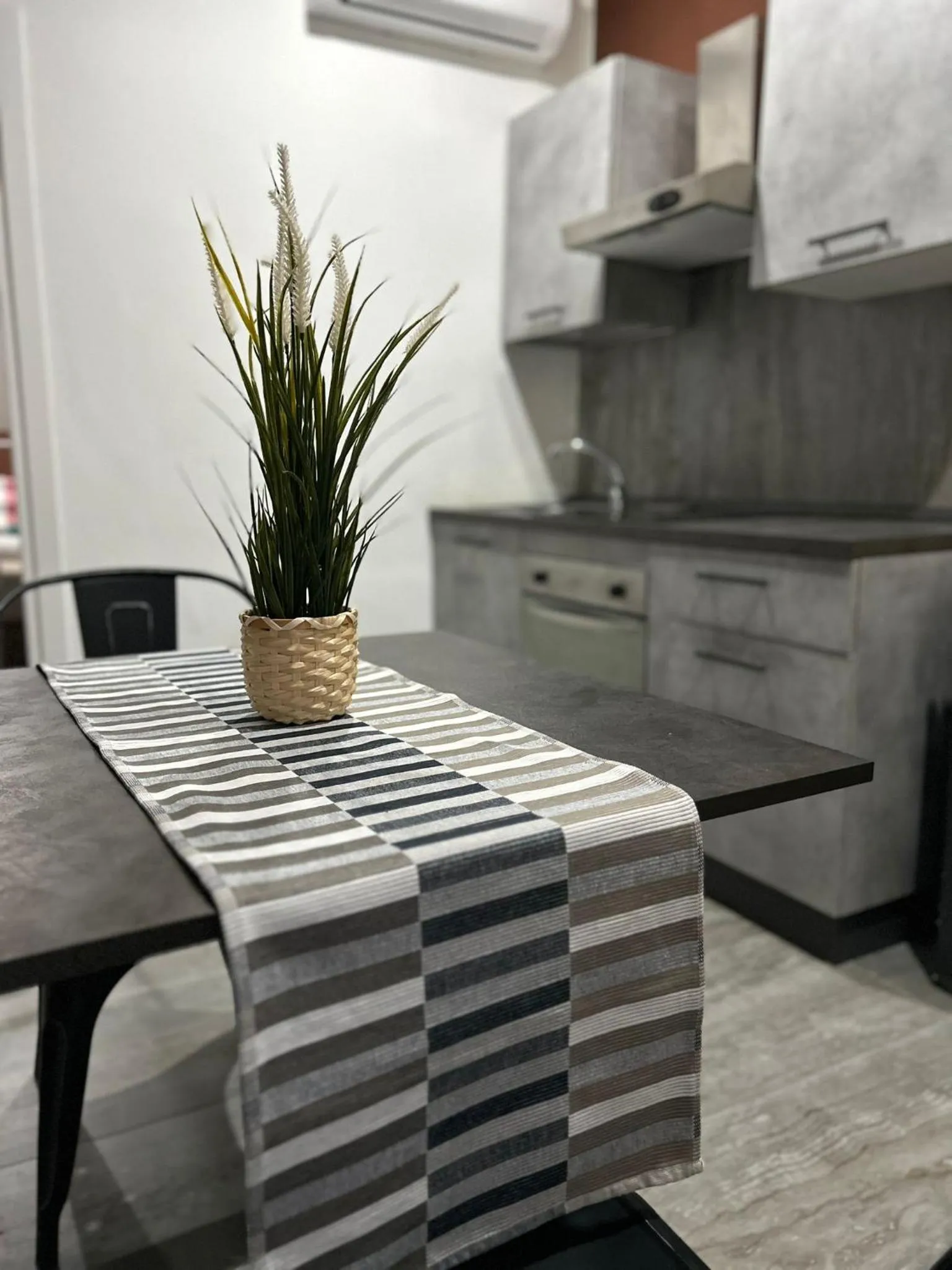 Kitchen or kitchenette in Hotel apartments Crisvan