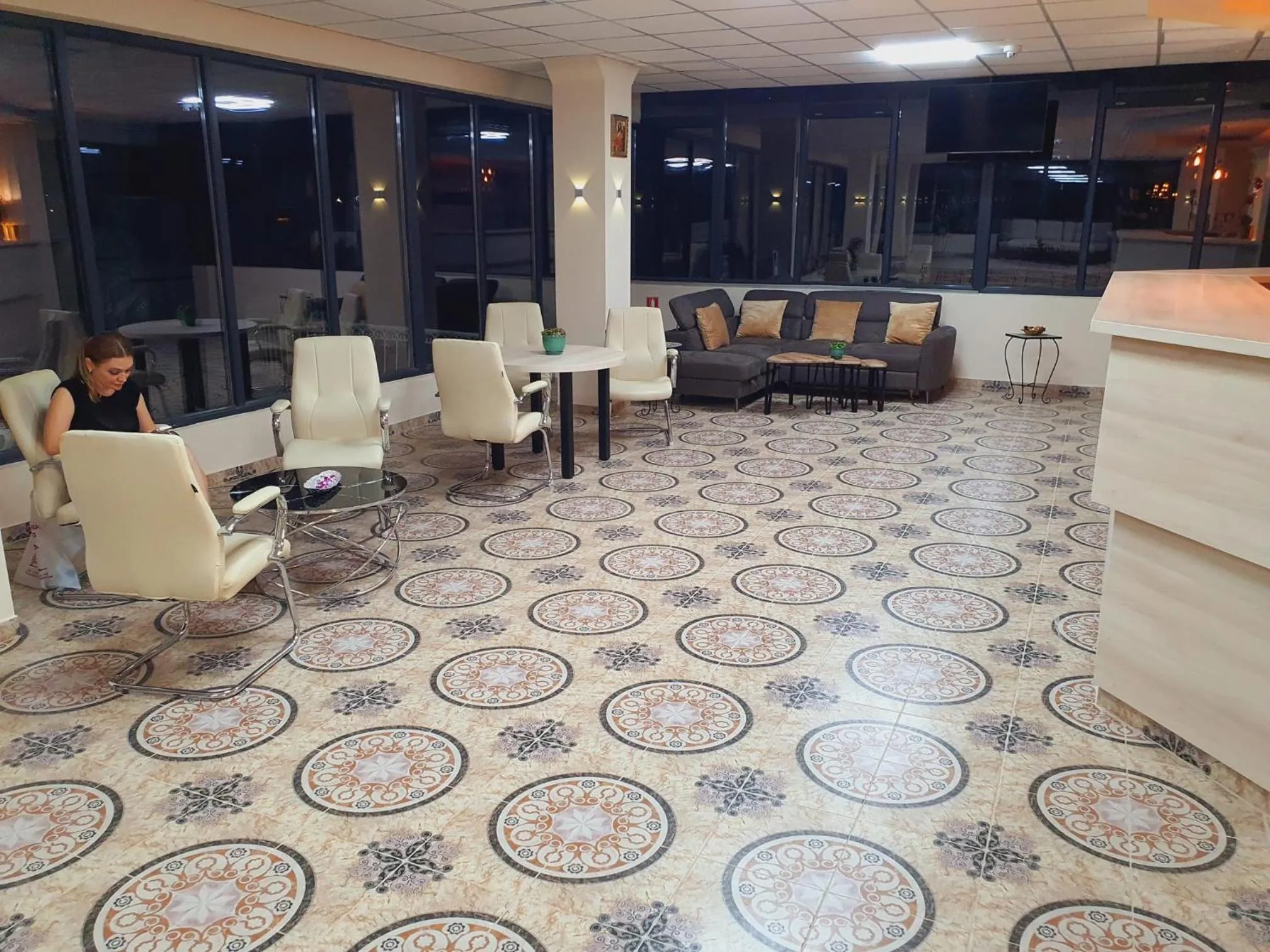 Seating area in Hotel Ancora