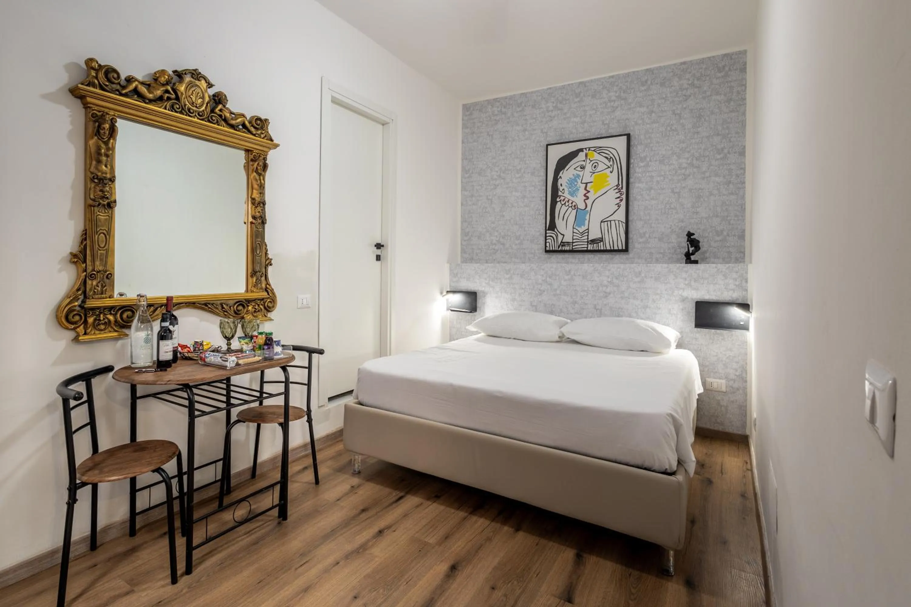 Bed in SOHO Piaggiarelle by Dasso - Guest House