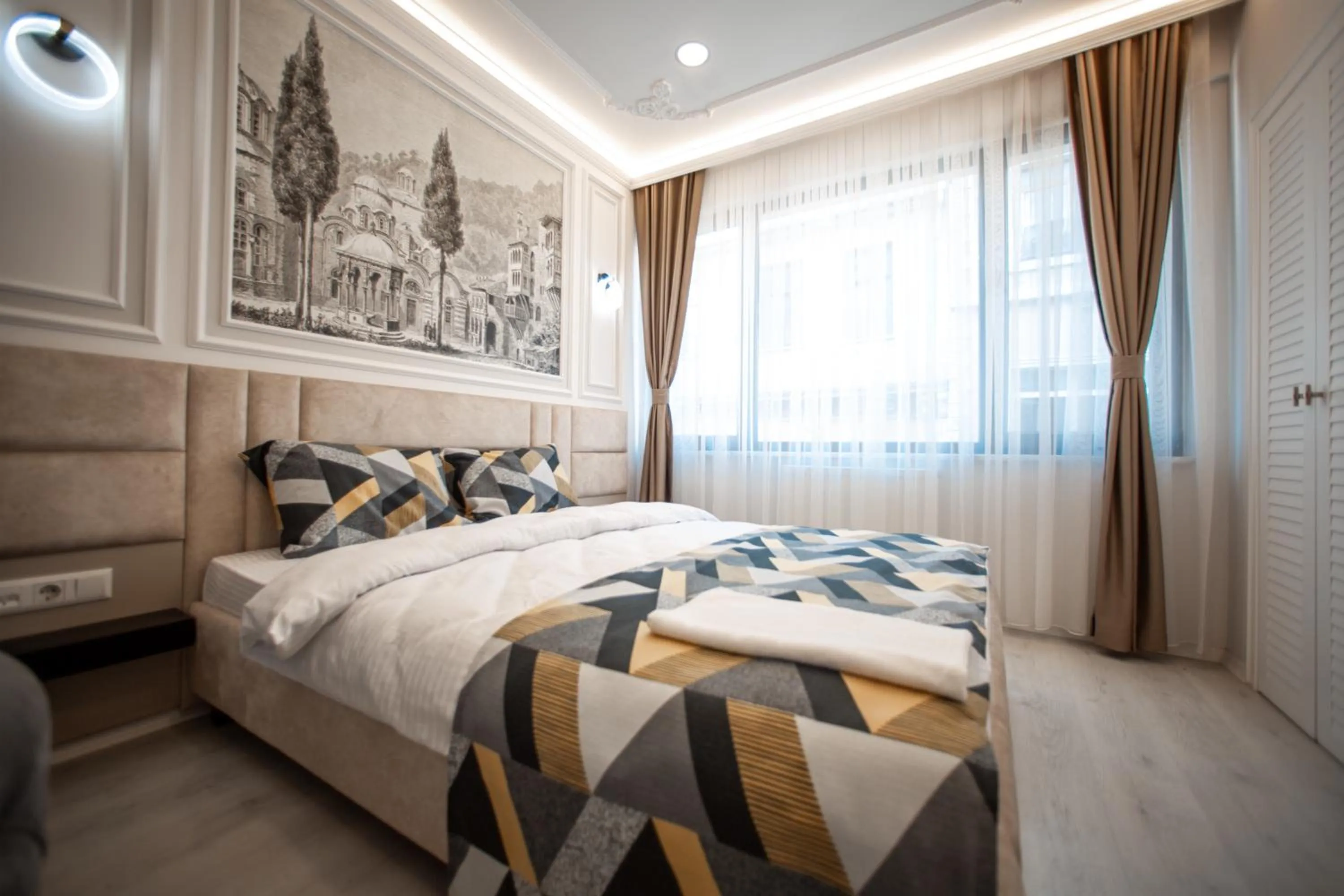 Bed in Megalos Galata Hotel