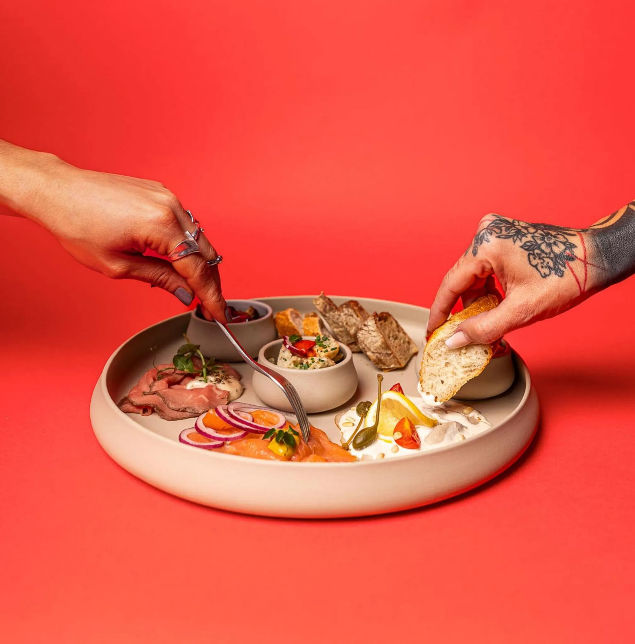 Restaurant/places to eat in kerii - adults boutique hotel