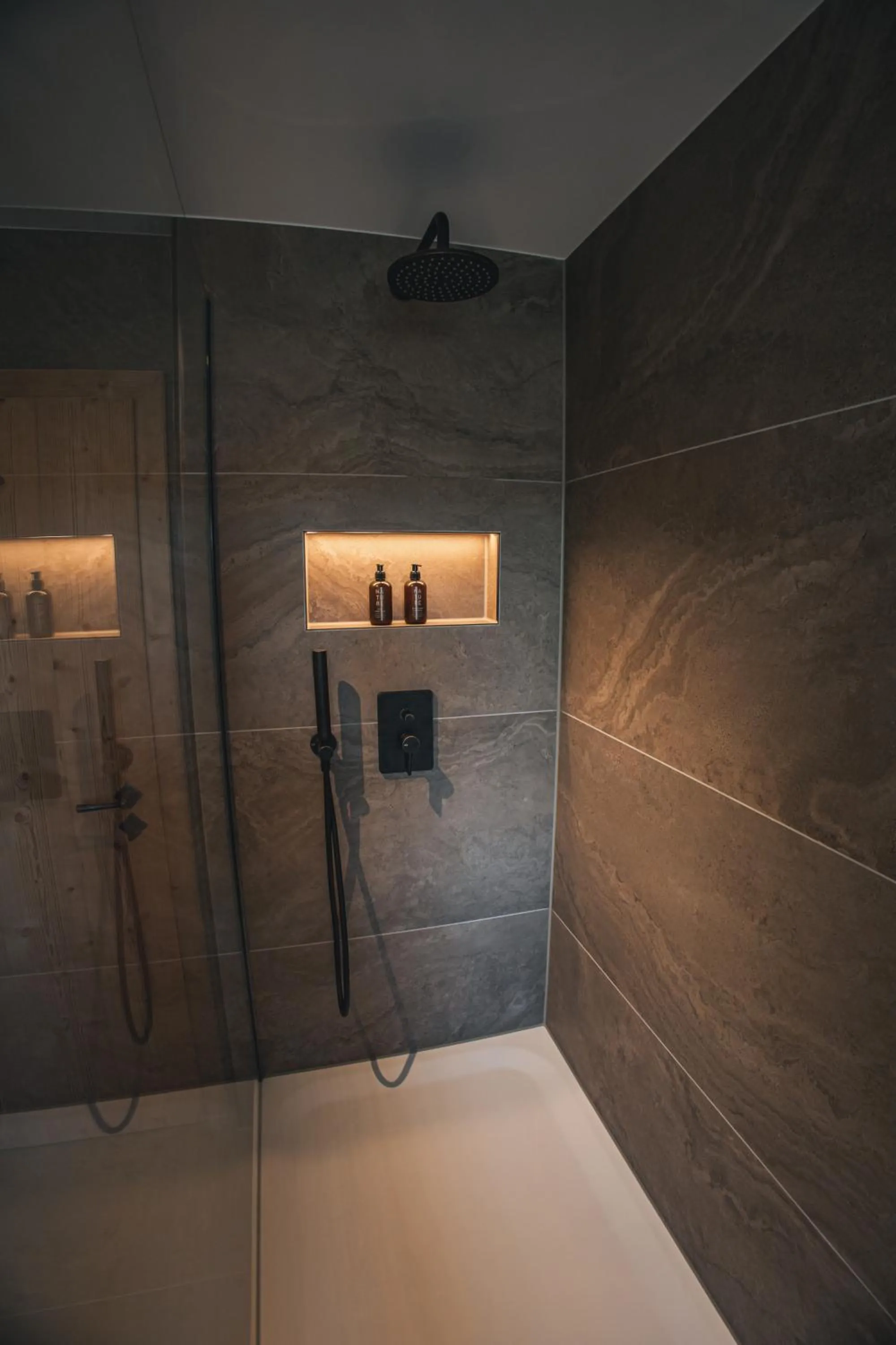 Shower in Suiten Zantl