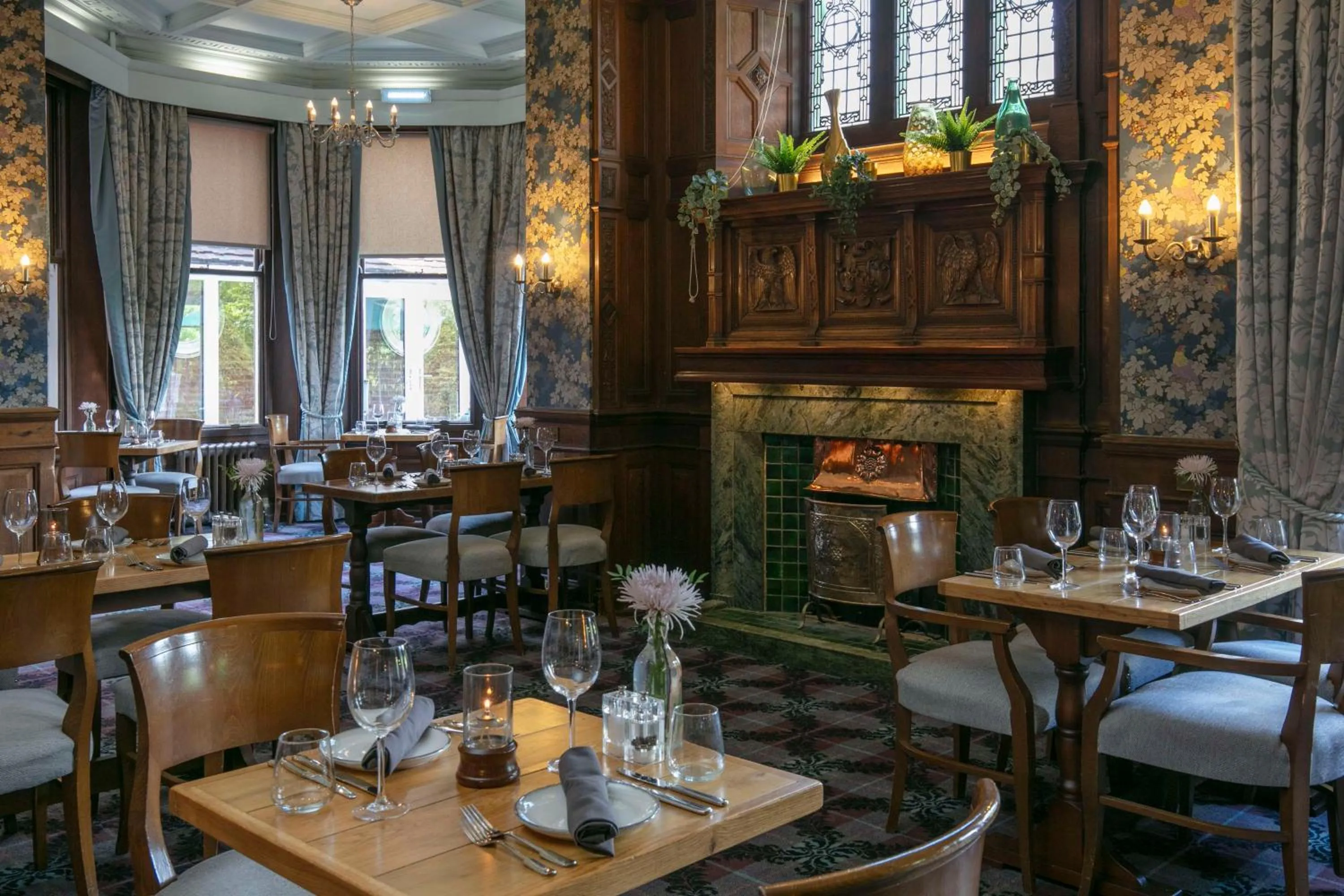 Restaurant/places to eat in Moor Hall Hotel & Spa