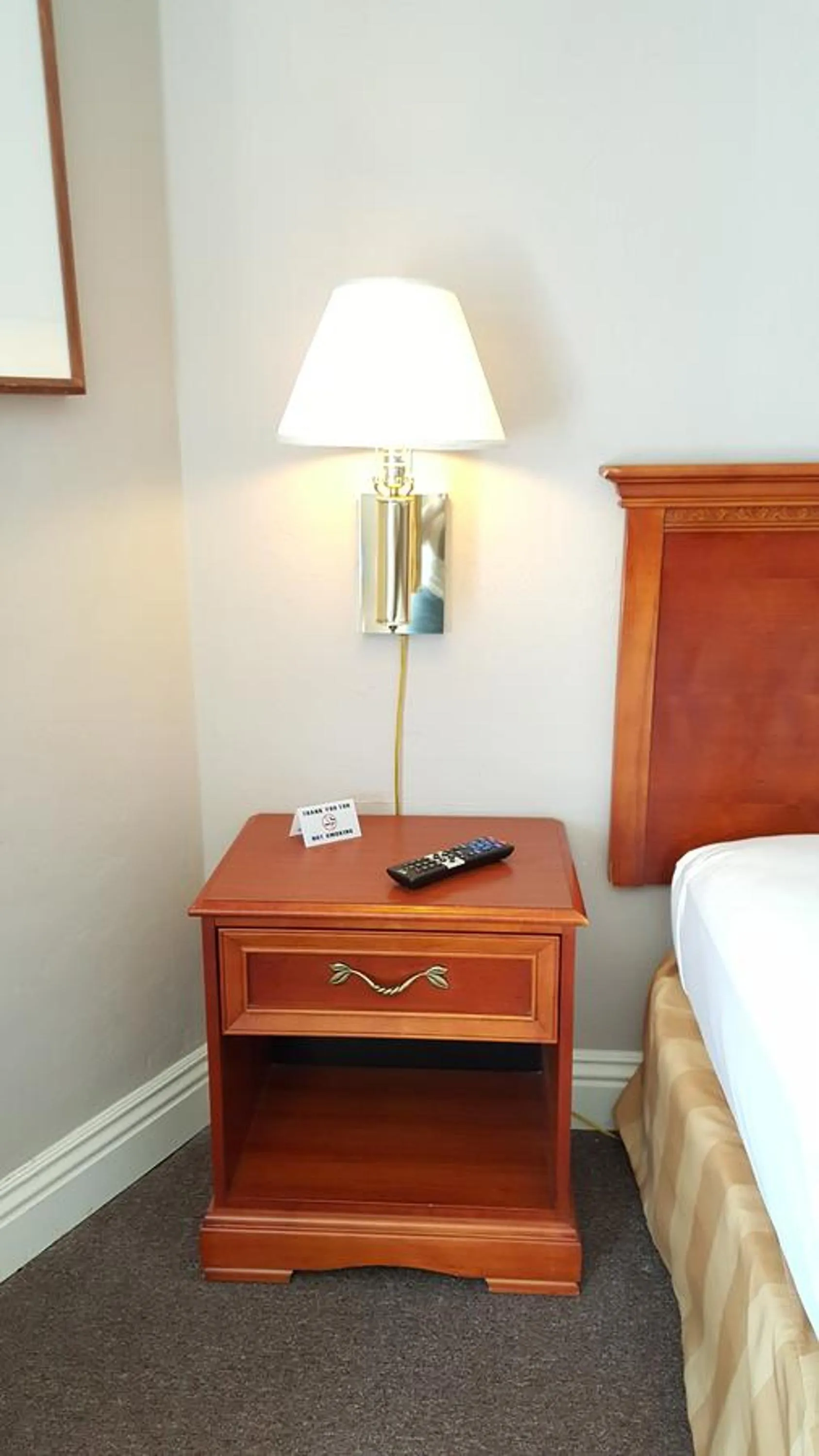 Bed in Pacific Motel