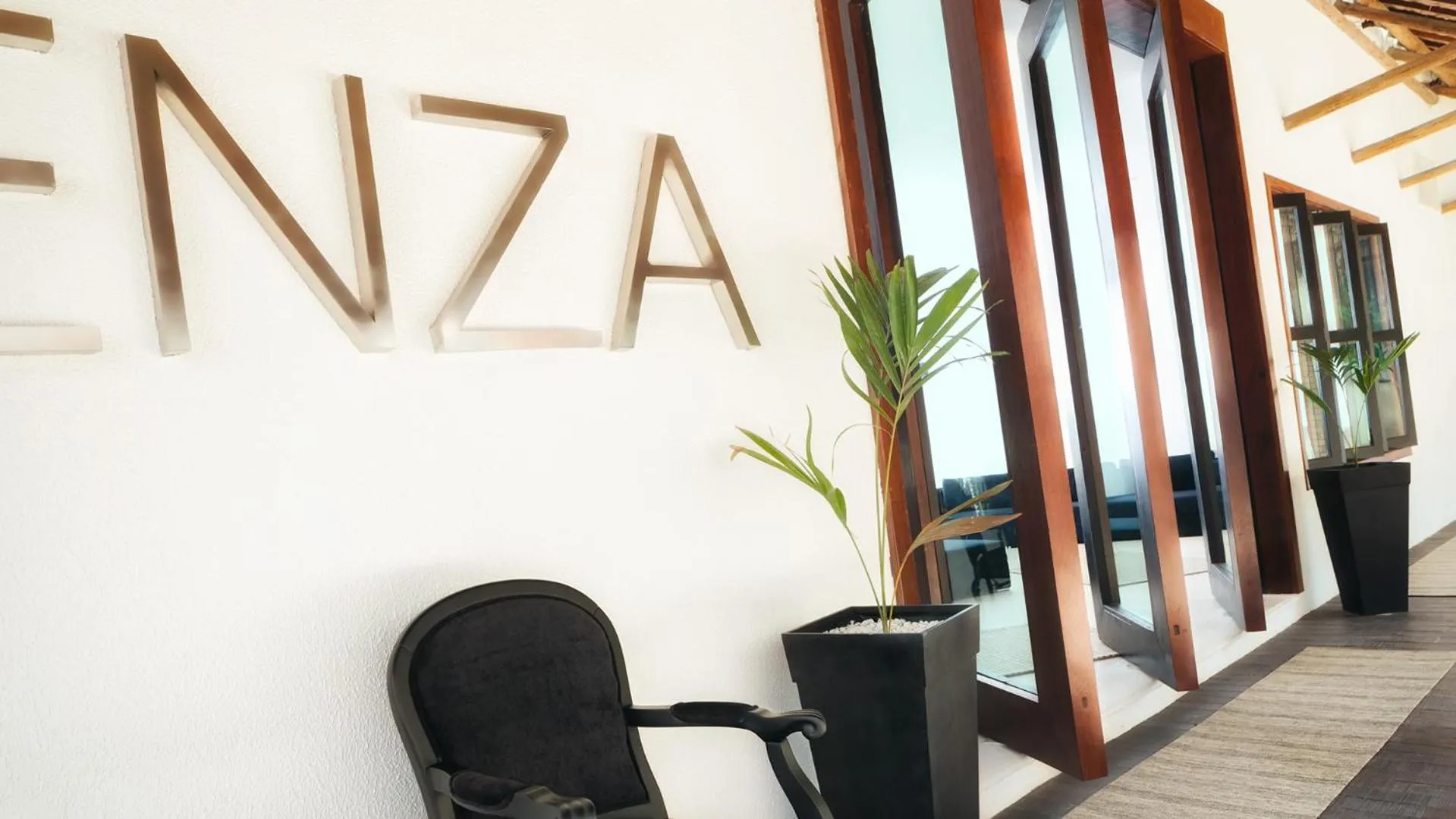 Facade/entrance in Essenza Hotel