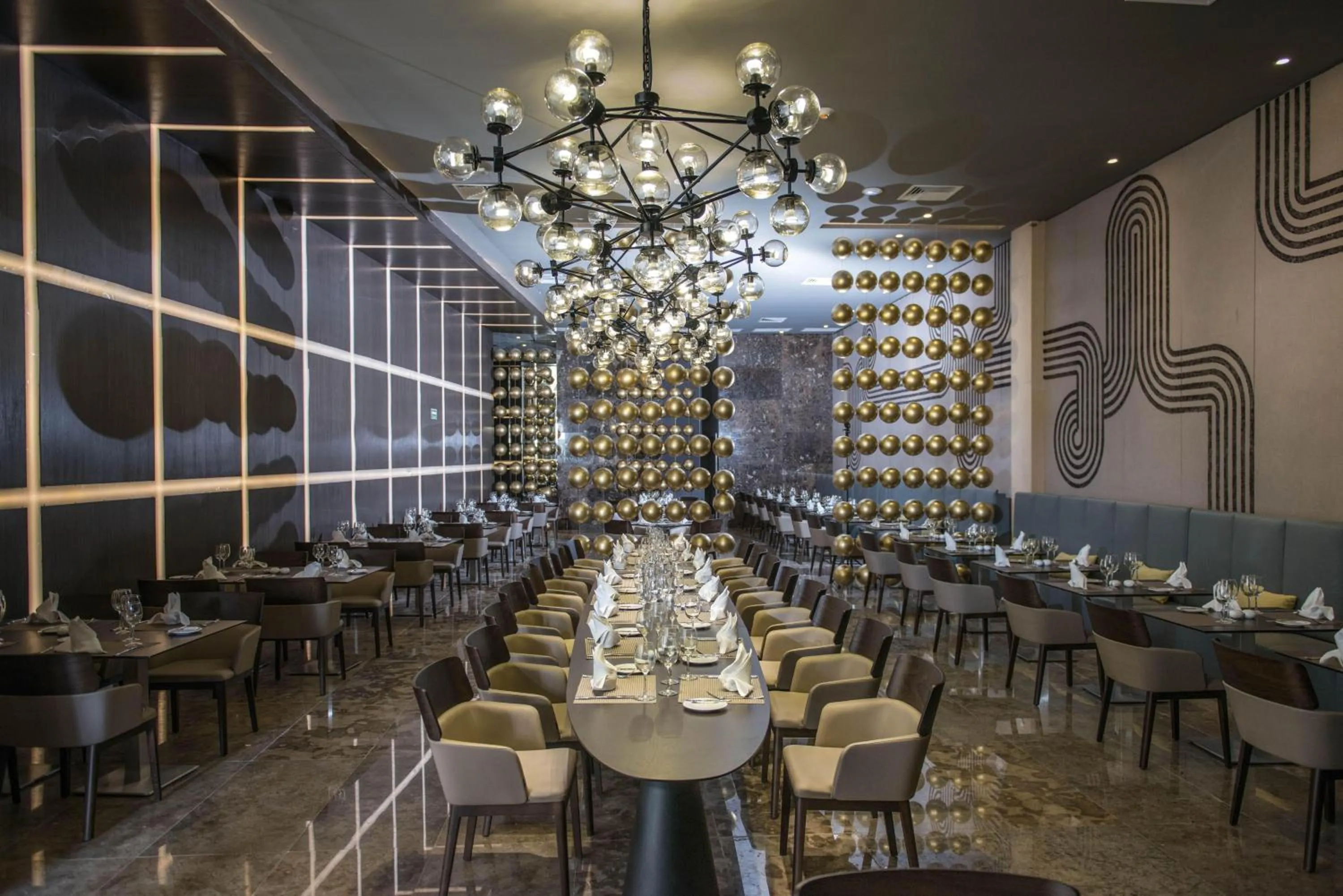 Restaurant/places to eat in Platinum Yucatan Princess Adults Only - All Inclusive