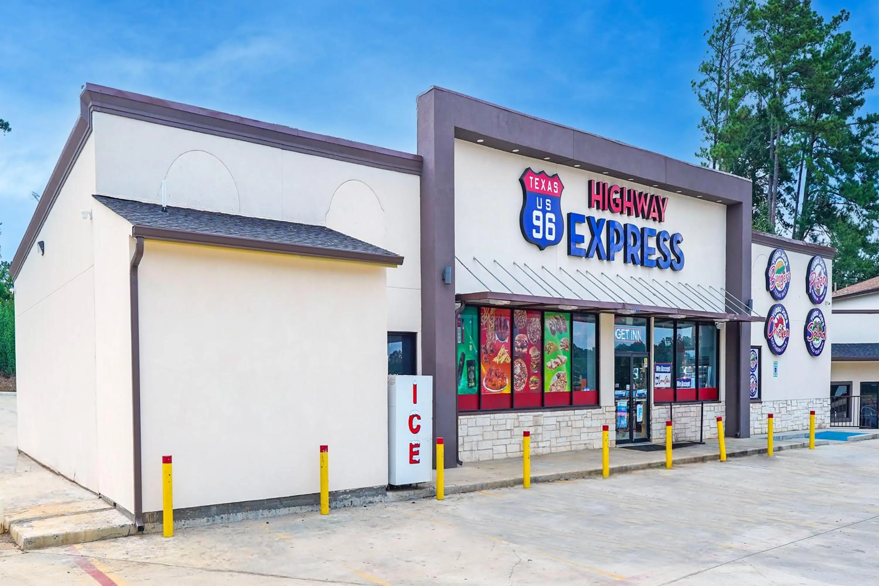 Facade/entrance in Budget inn by Oyo San Augustine