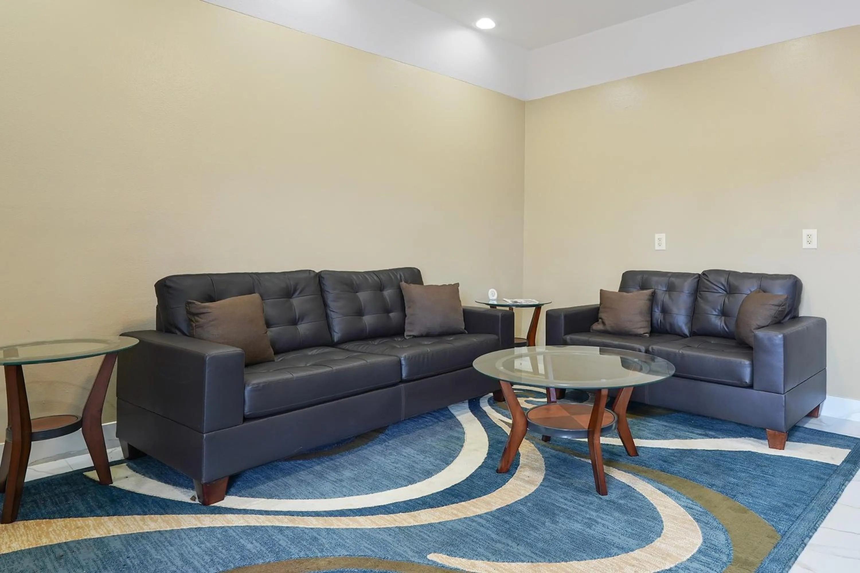 Lobby or reception in Budget inn by Oyo San Augustine