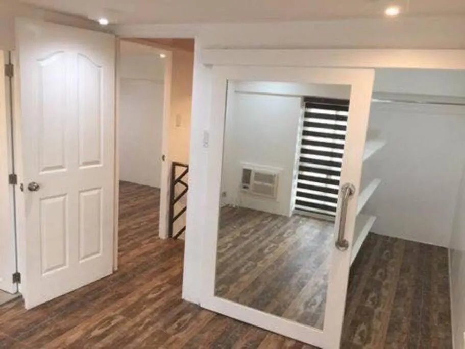 Renovated 2br 2tb Wifi/Netflix very near Mall QC