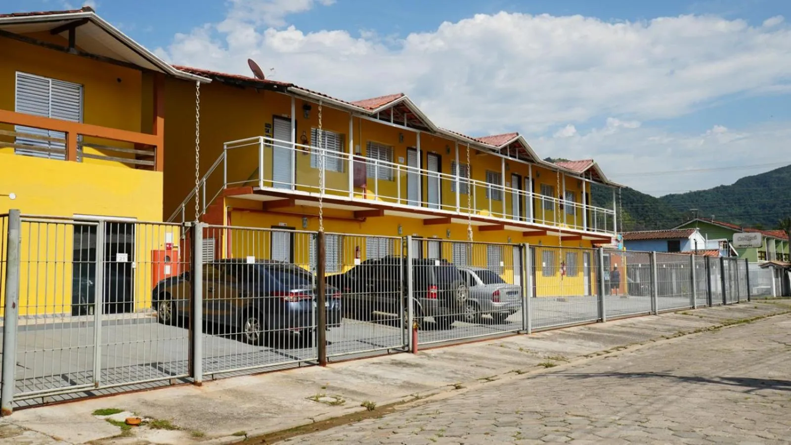 Parking in Pousada Caraguá
