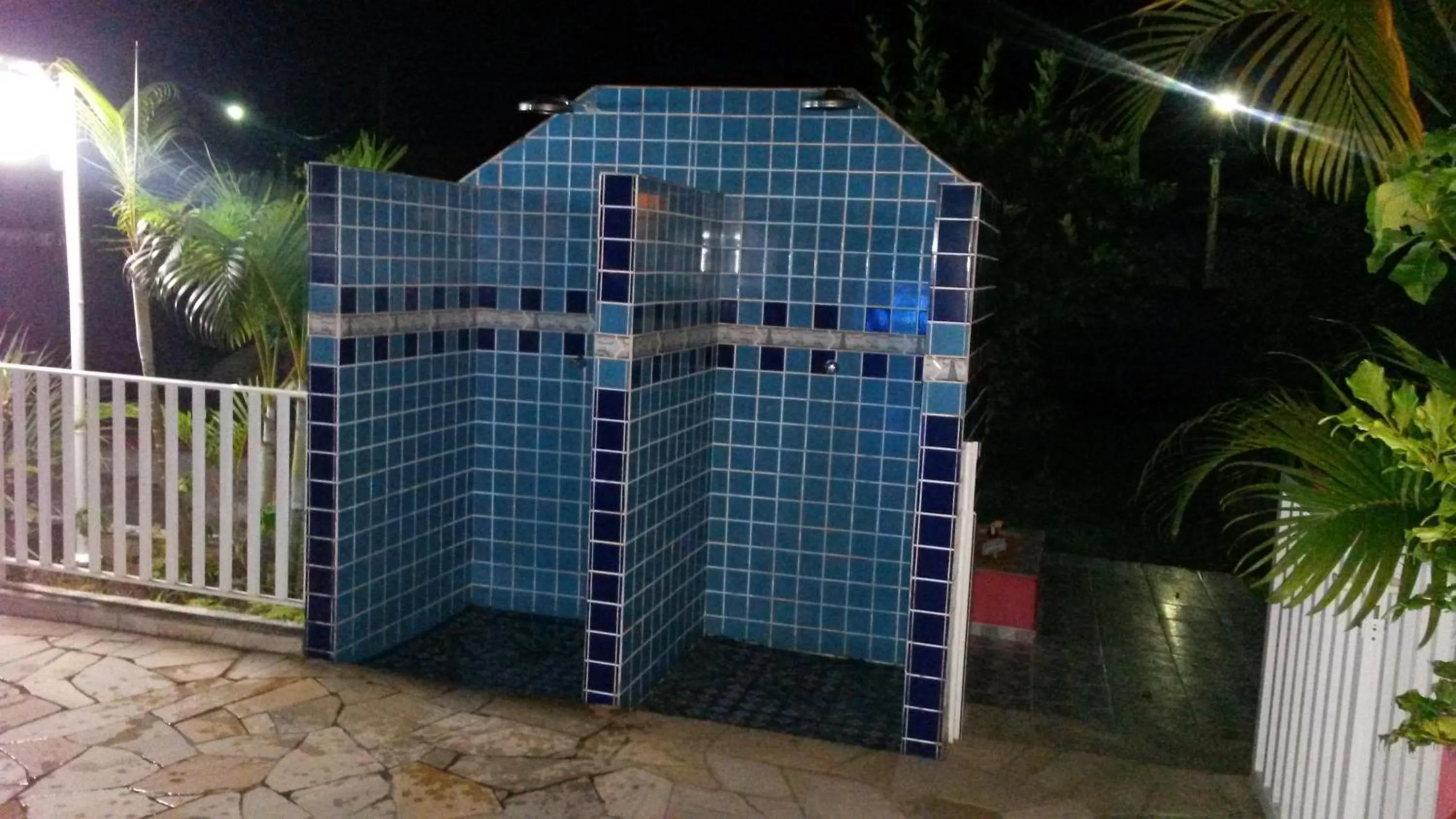 Swimming pool in Pousada Caraguá