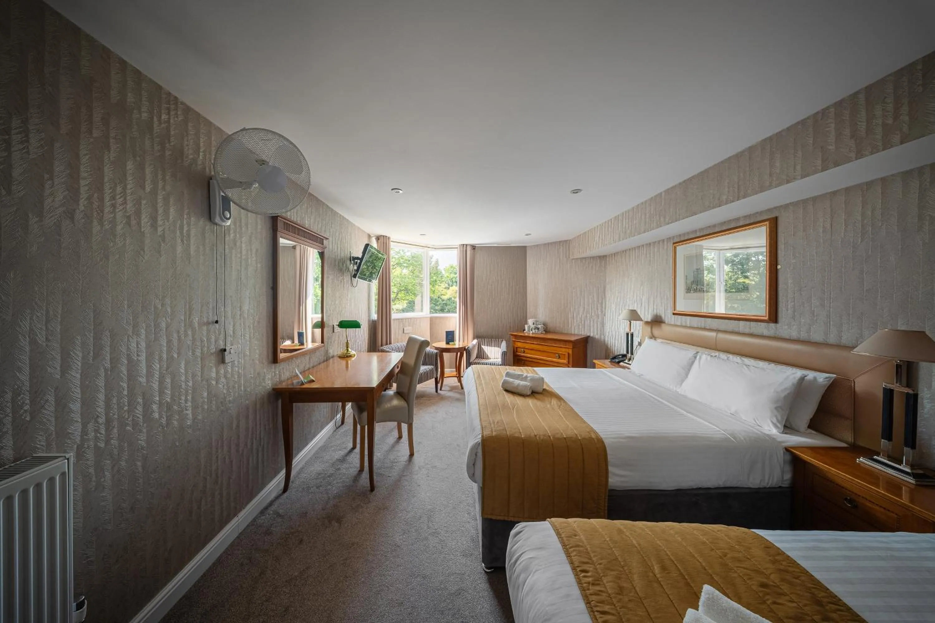 Bed in The Clarendon Hotel