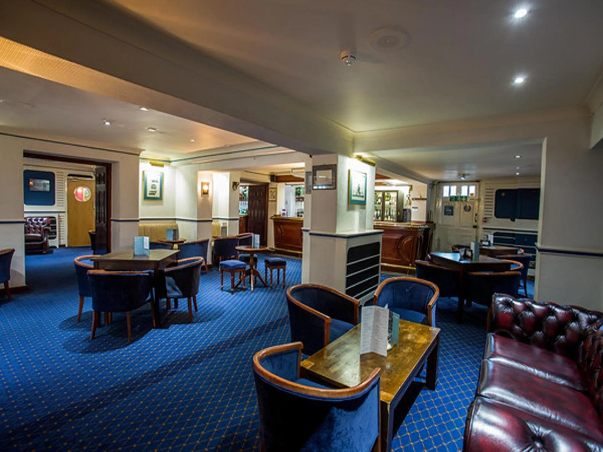 Lounge or bar in The Clarendon Hotel