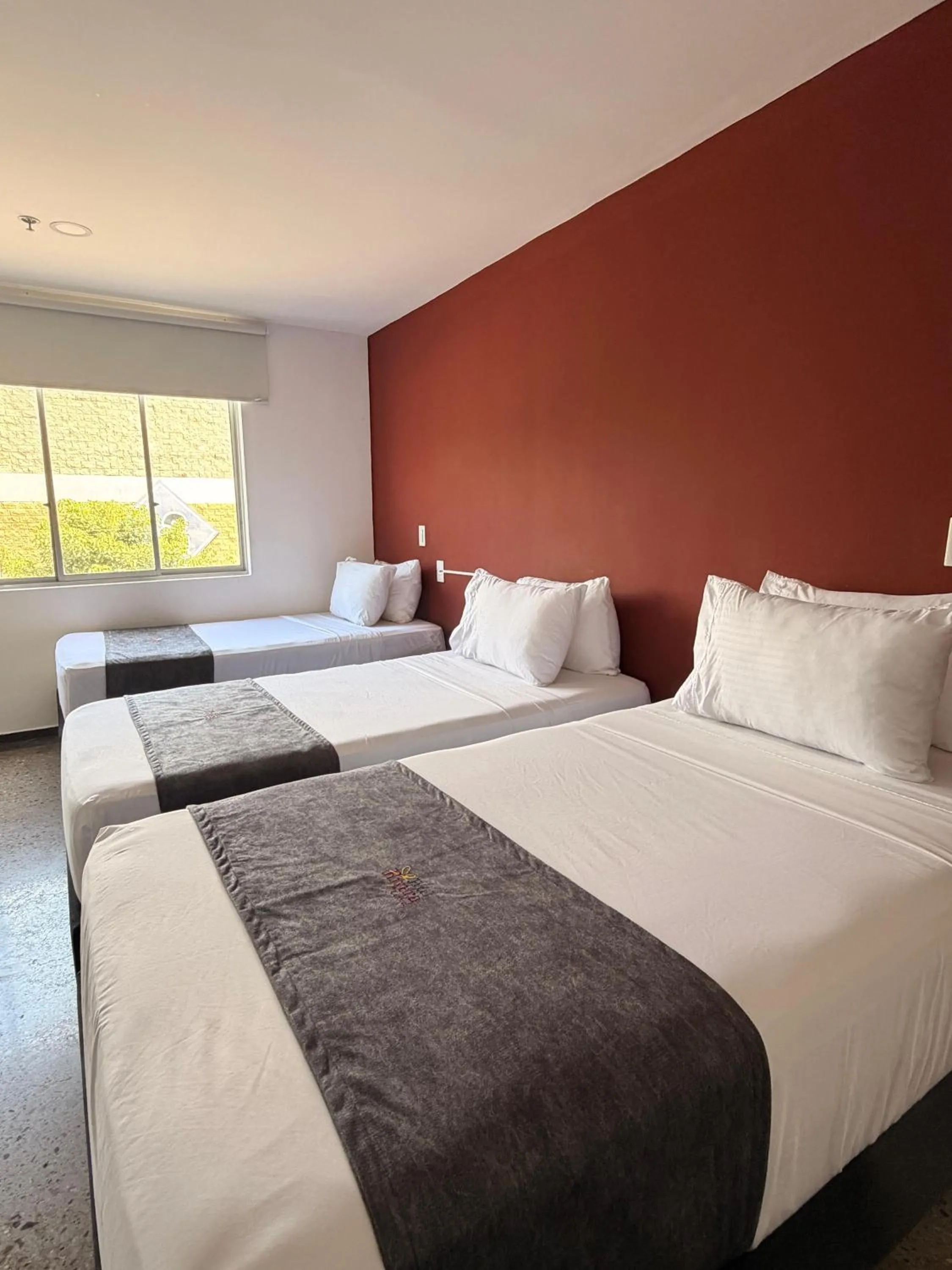 HOTEL RIVERA CENTRAL