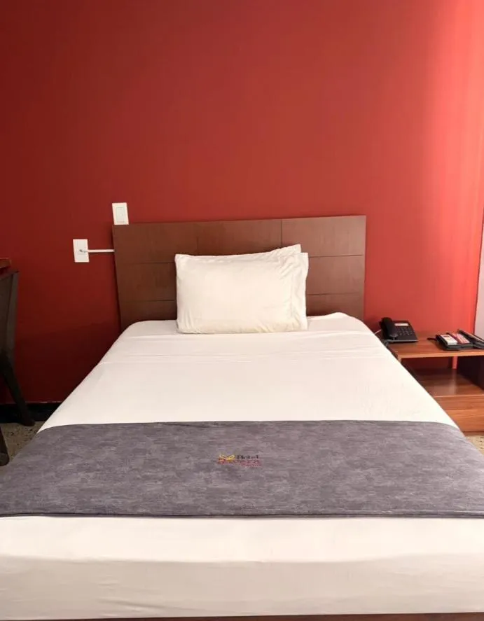 HOTEL RIVERA CENTRAL