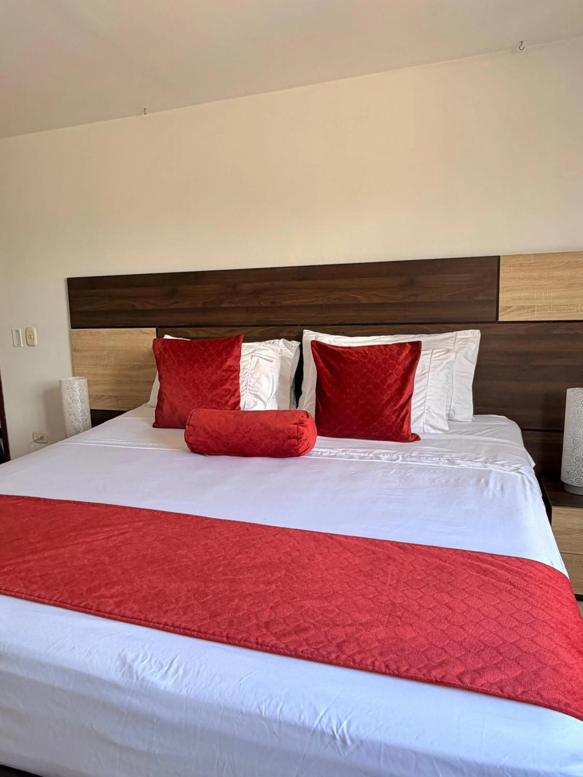 HOTEL RIVERA CENTRAL