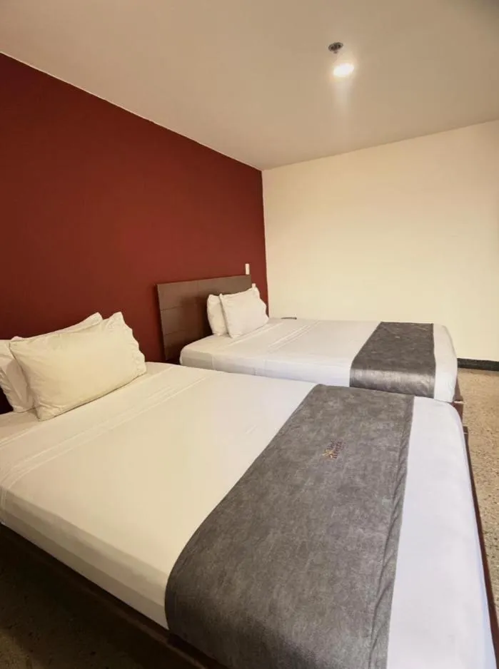 HOTEL RIVERA CENTRAL