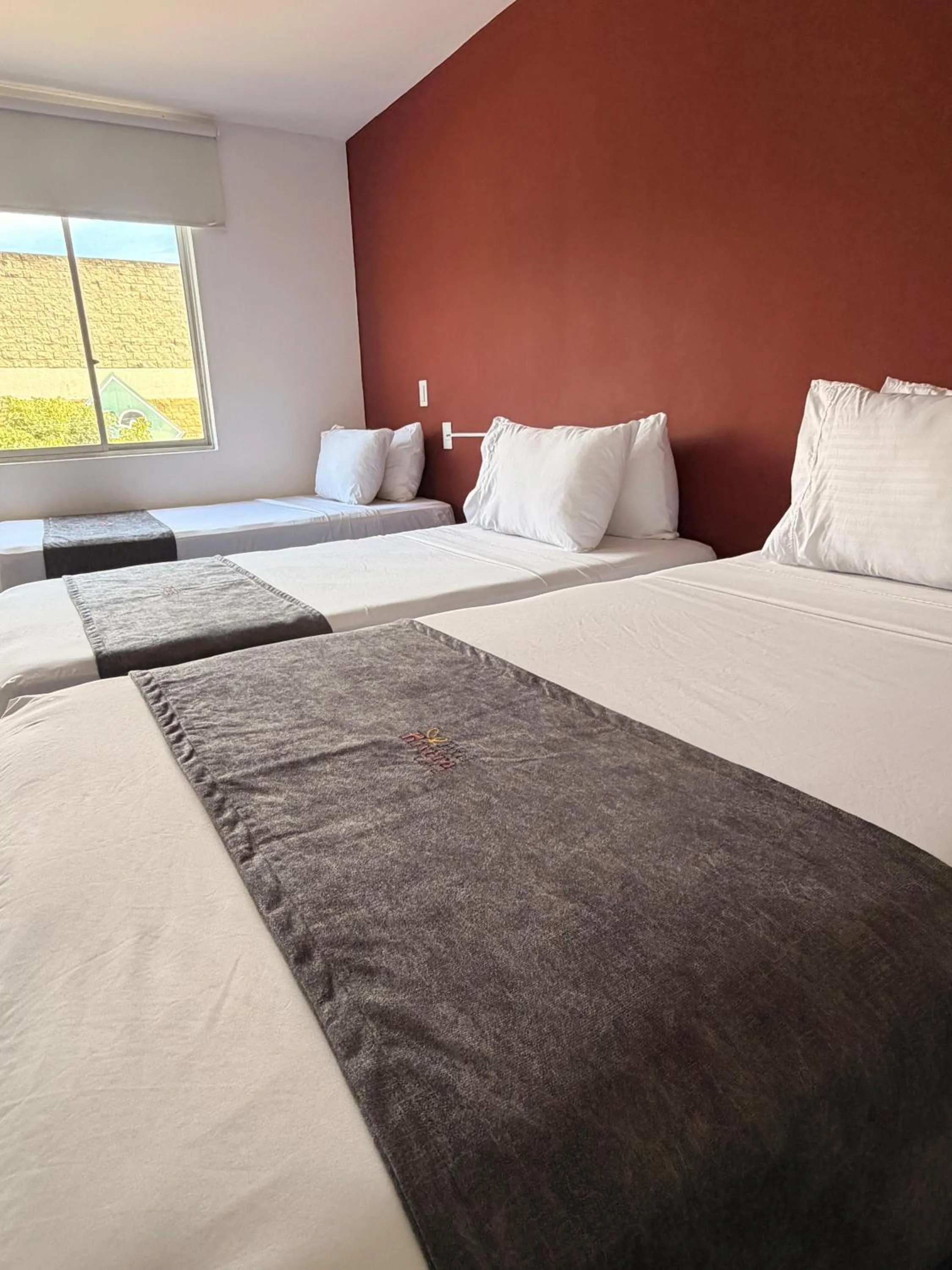 HOTEL RIVERA CENTRAL